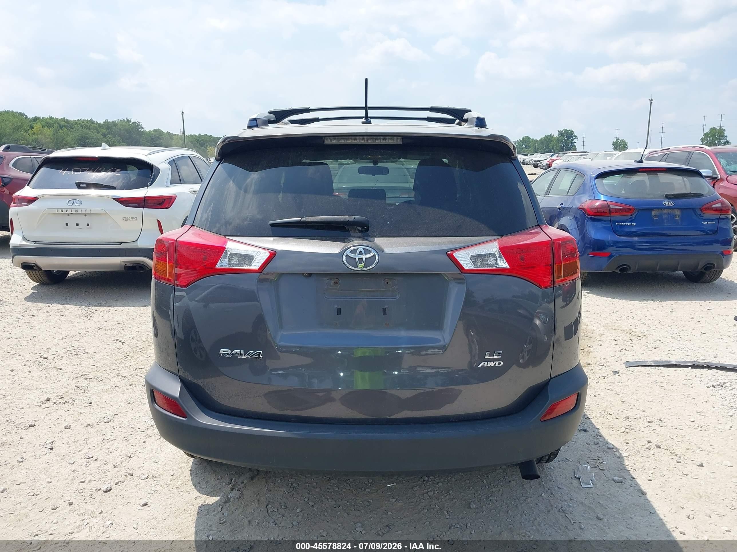 2015 Toyota Rav4 Le Серый vin: JTMBFREV5FD143897