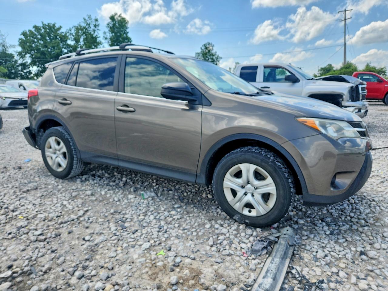 2015 Toyota Rav4 Le Желто-коричневый vin: JTMBFREV5FD167200