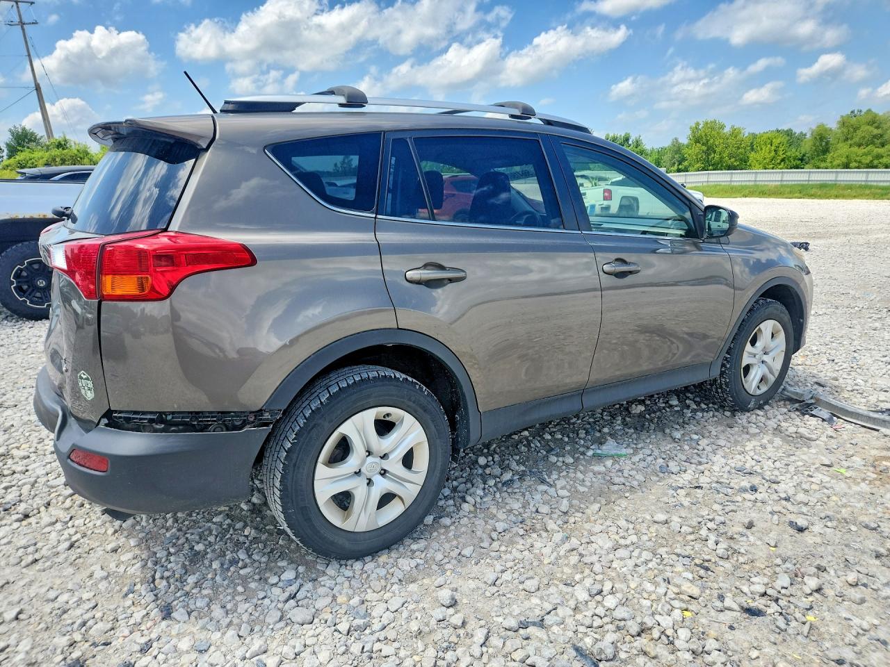 2015 Toyota Rav4 Le Желто-коричневый vin: JTMBFREV5FD167200