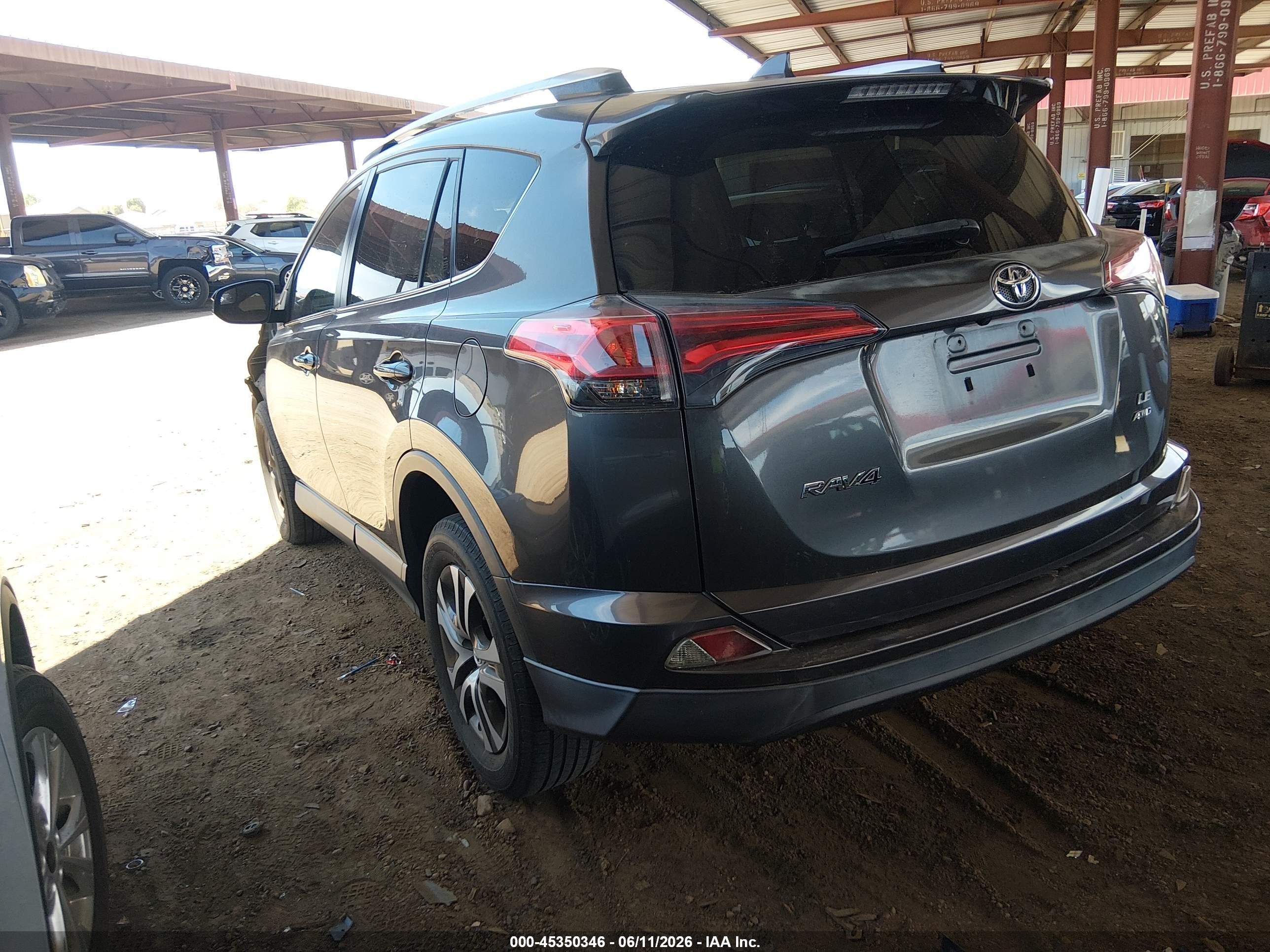 2016 Toyota Rav4 Le Gray vin: JTMBFREV5GJ088466