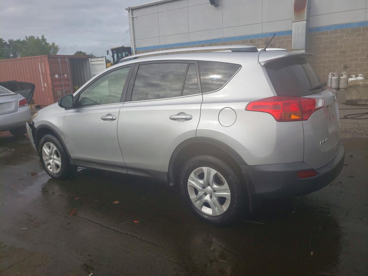 2013 Toyota Rav4 Le Silver vin: JTMBFREV6D5014056