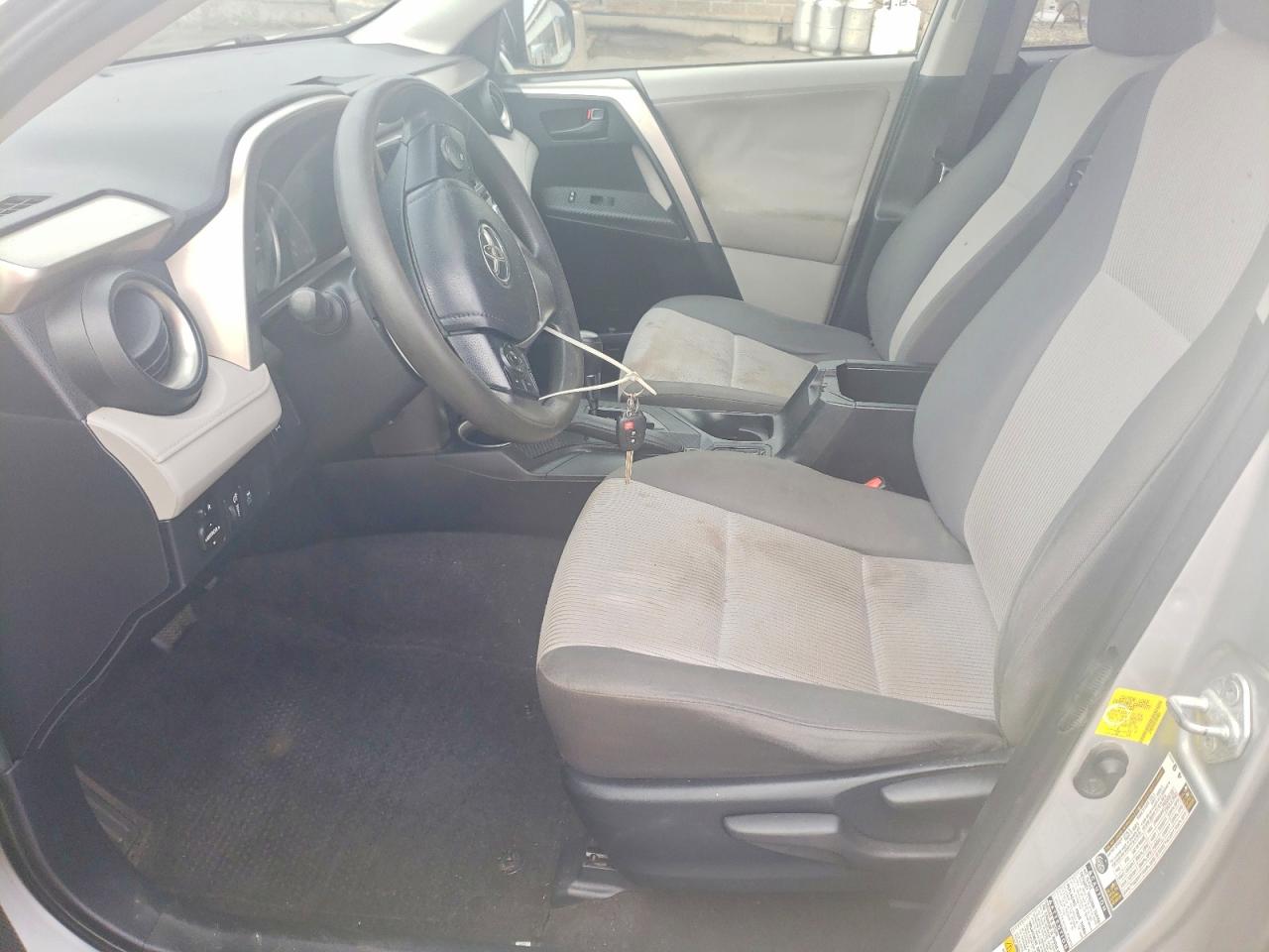 2013 Toyota Rav4 Le Silver vin: JTMBFREV6D5014056