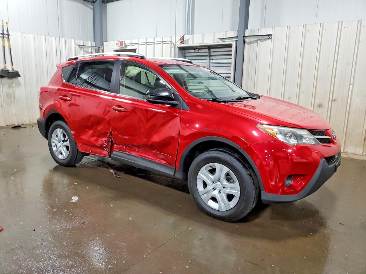 2013 Toyota Rav4 Le Red vin: JTMBFREV6D5022139