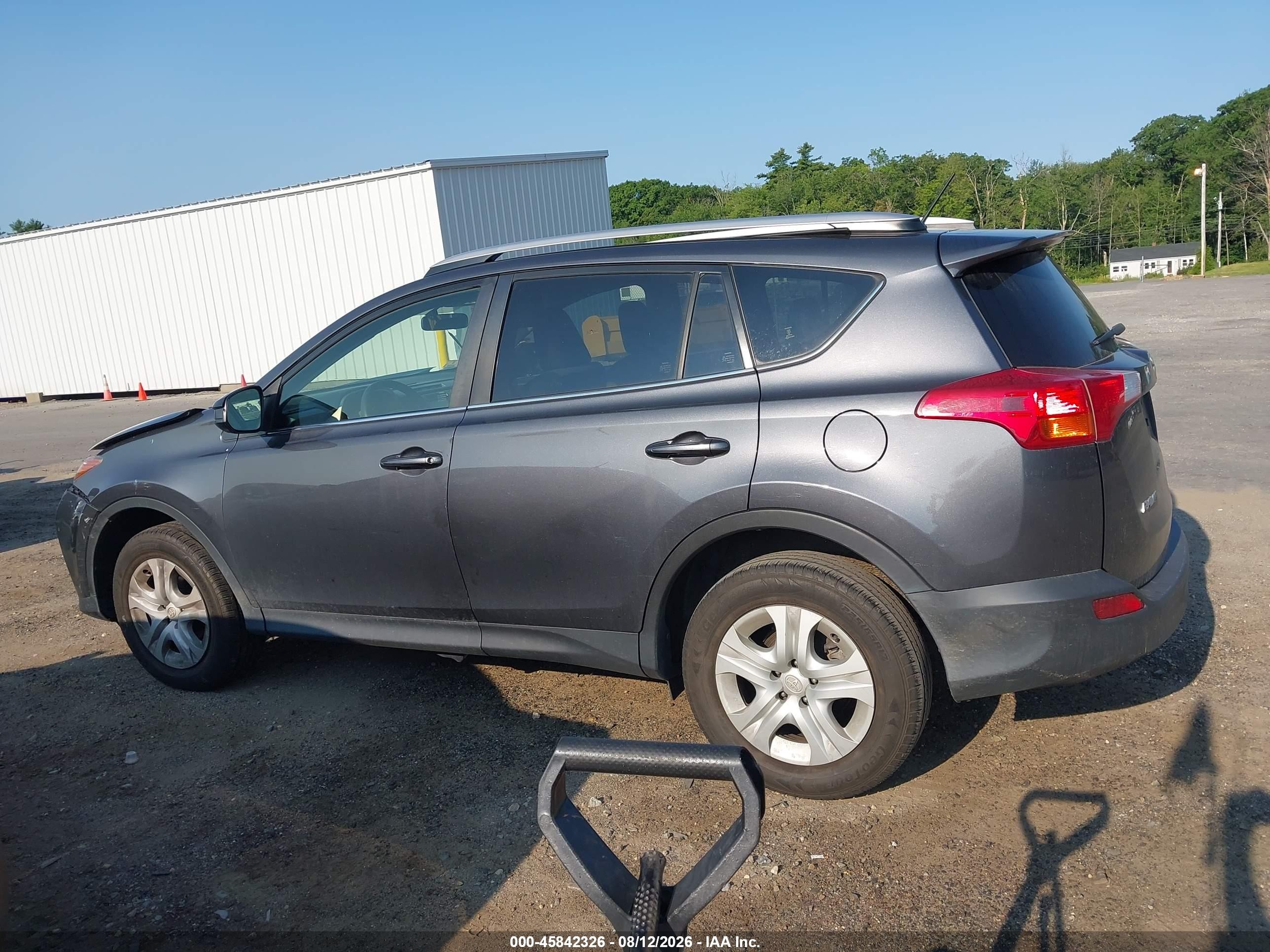 2013 Toyota Rav4 Le Серый vin: JTMBFREV6DD004407