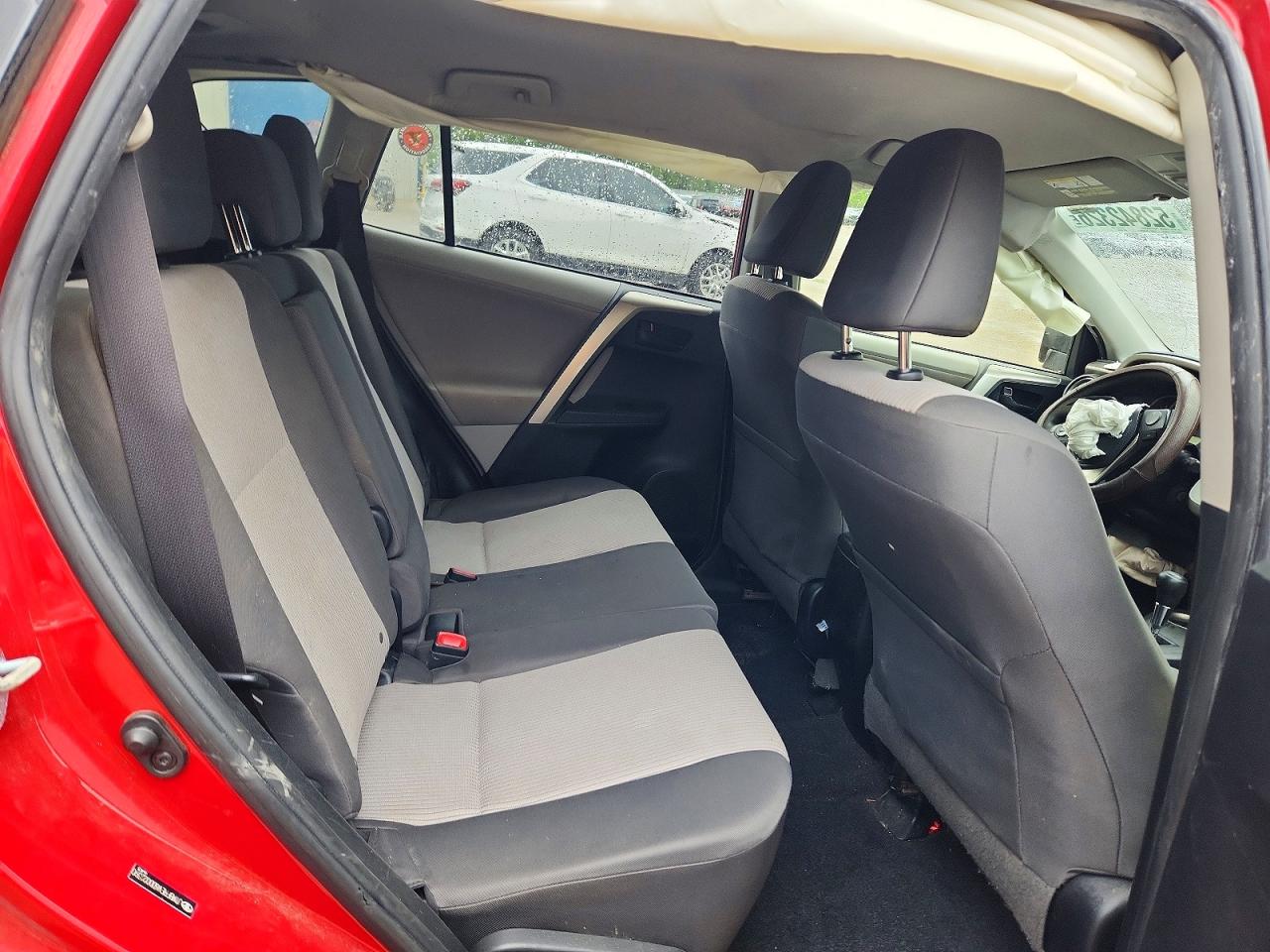 2013 Toyota Rav4 Le Red vin: JTMBFREV6DD022390