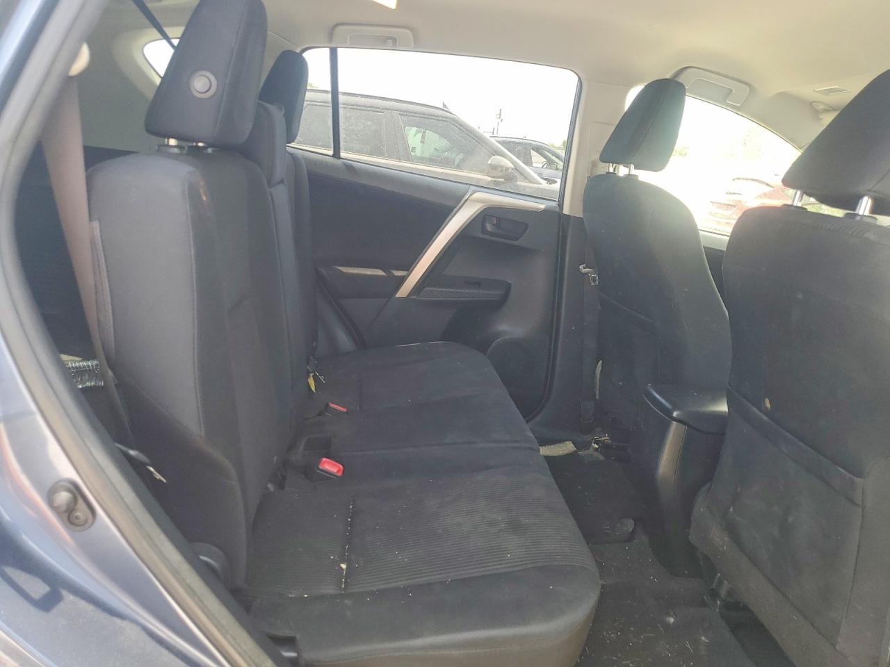 2014 Toyota Rav4 Le Blue vin: JTMBFREV6ED091307