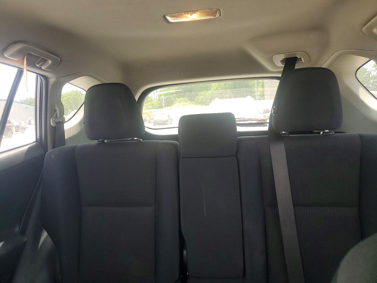2014 Toyota Rav4 Le Blue vin: JTMBFREV6ED091307