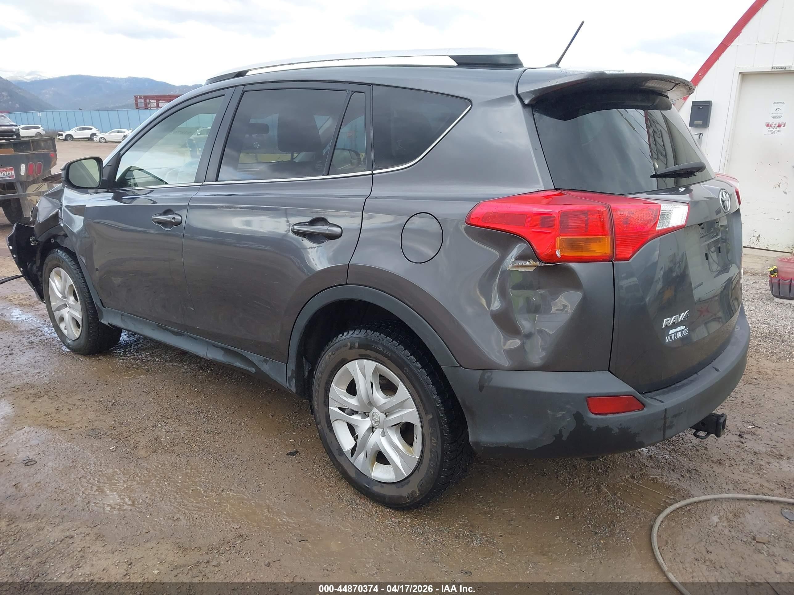 2014 Toyota Rav4 Le Gray vin: JTMBFREV6EJ006726