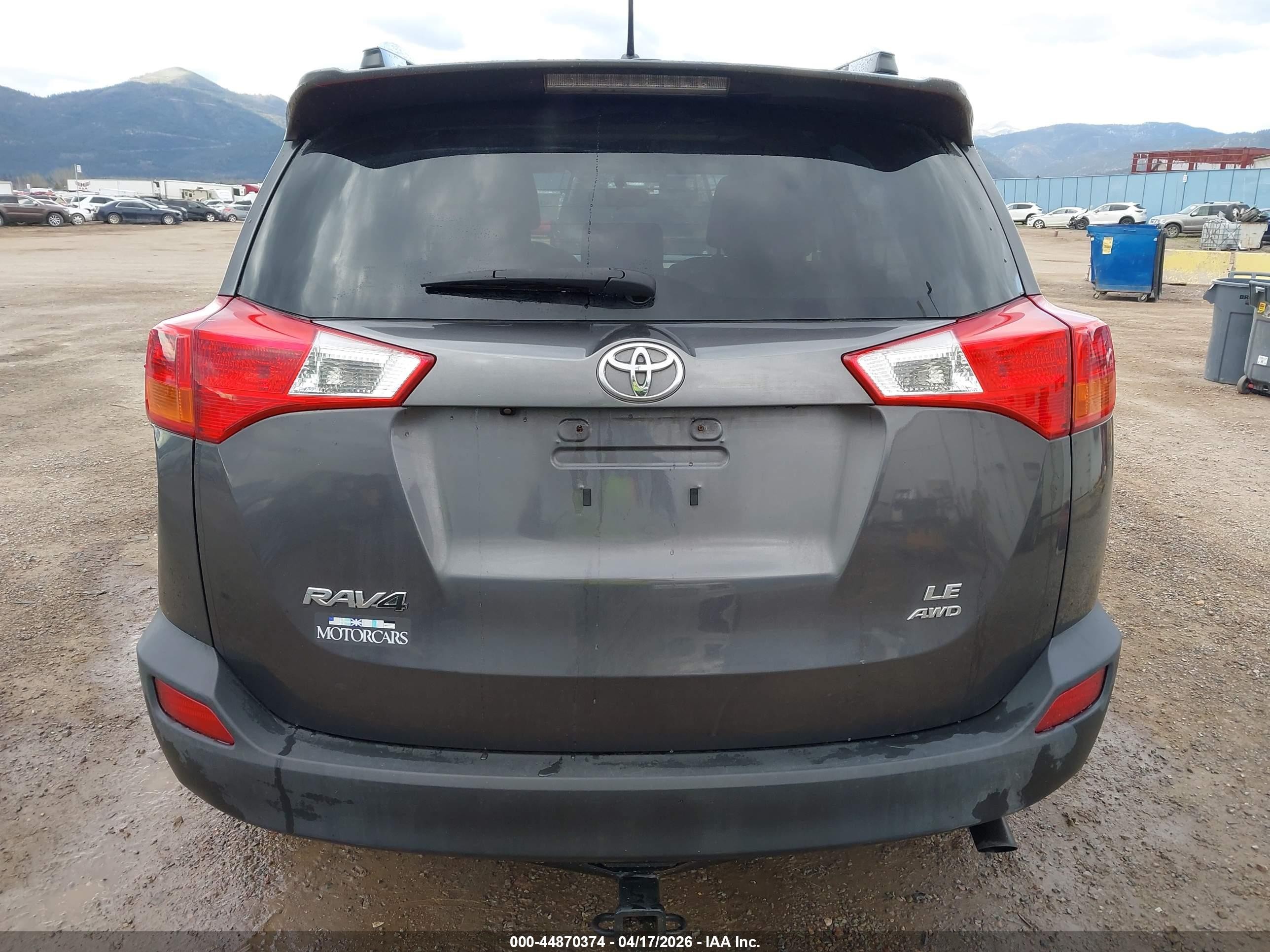 2014 Toyota Rav4 Le Gray vin: JTMBFREV6EJ006726