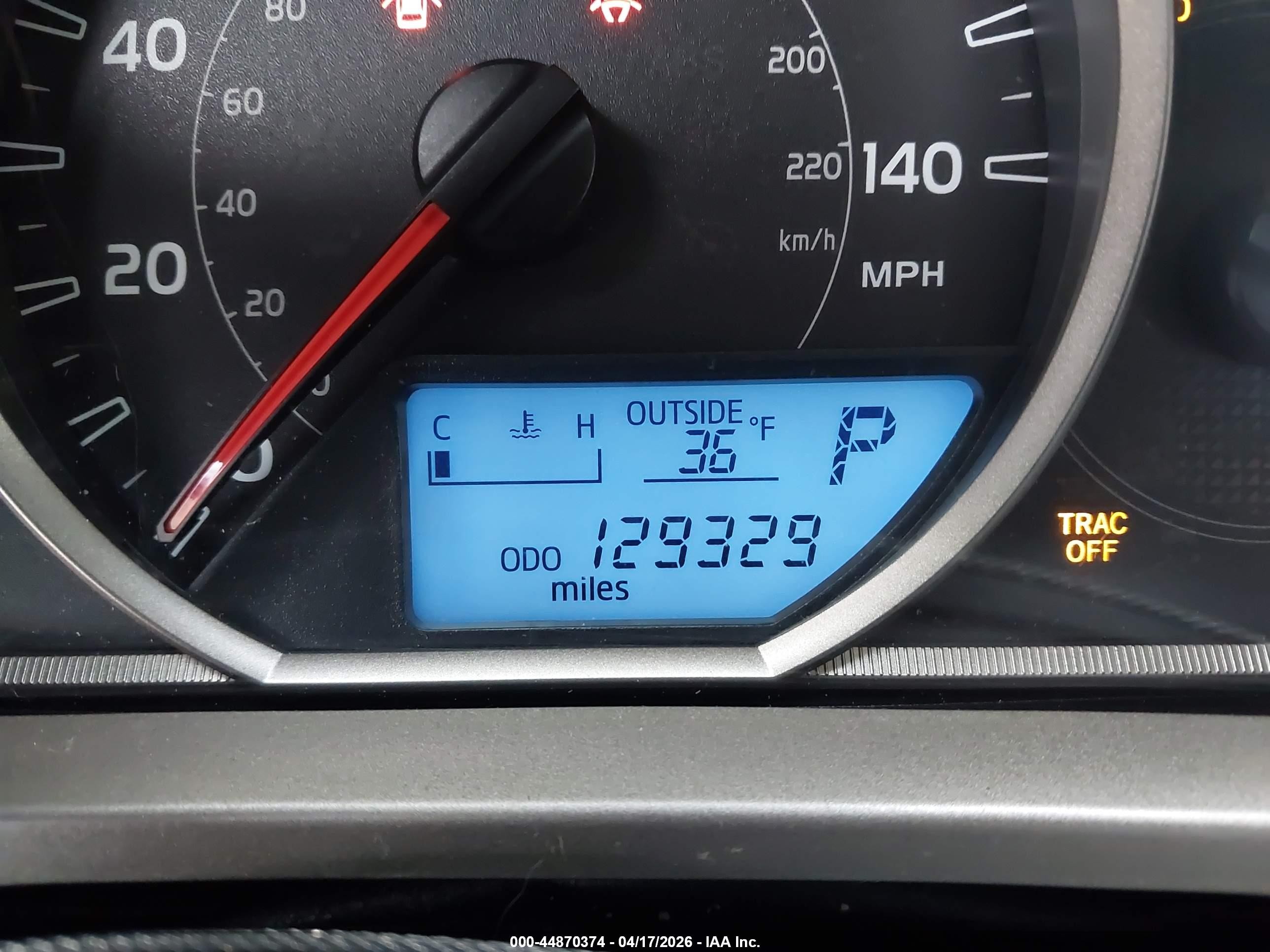 2014 Toyota Rav4 Le Gray vin: JTMBFREV6EJ006726