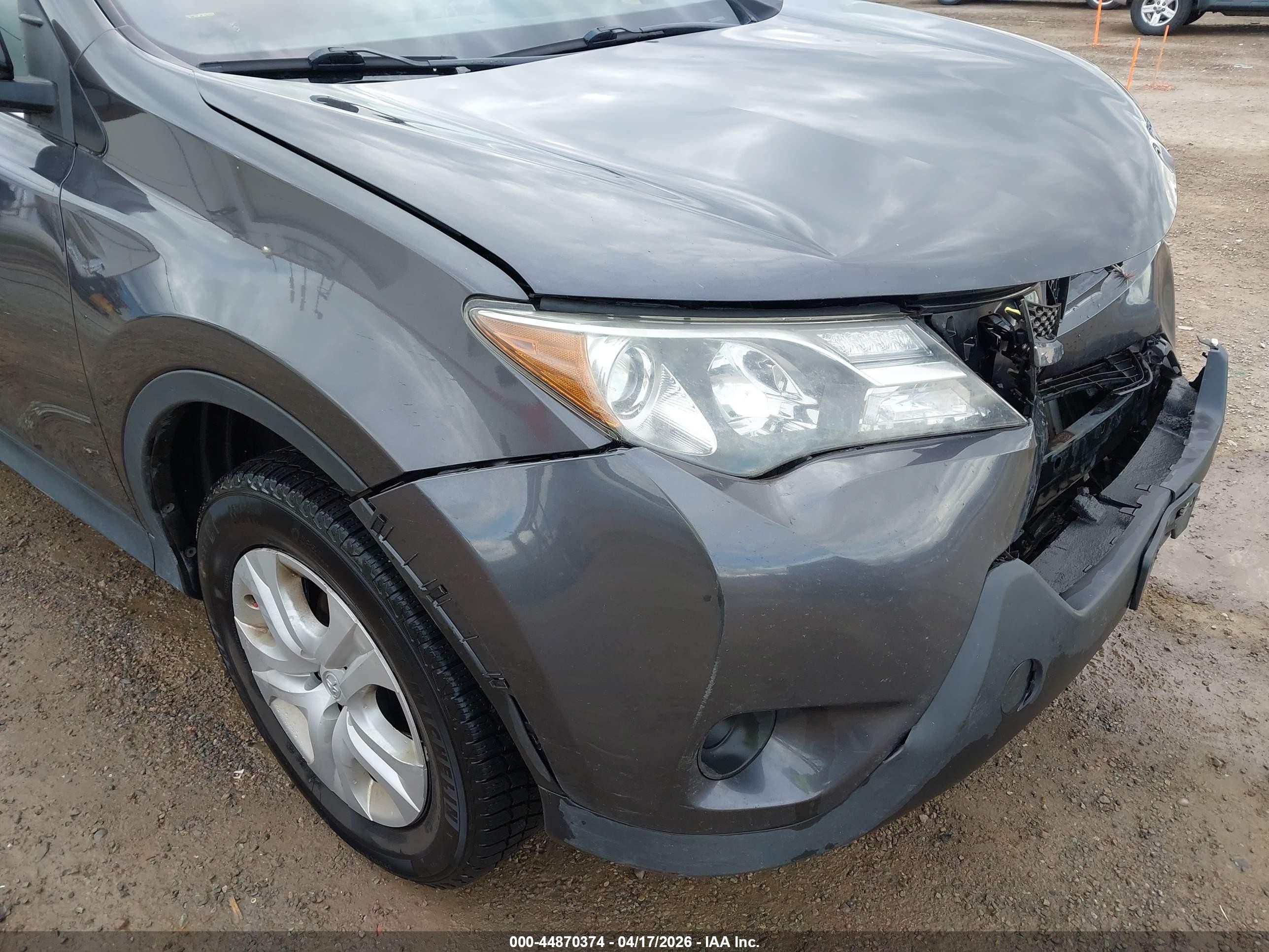 2014 Toyota Rav4 Le Gray vin: JTMBFREV6EJ006726