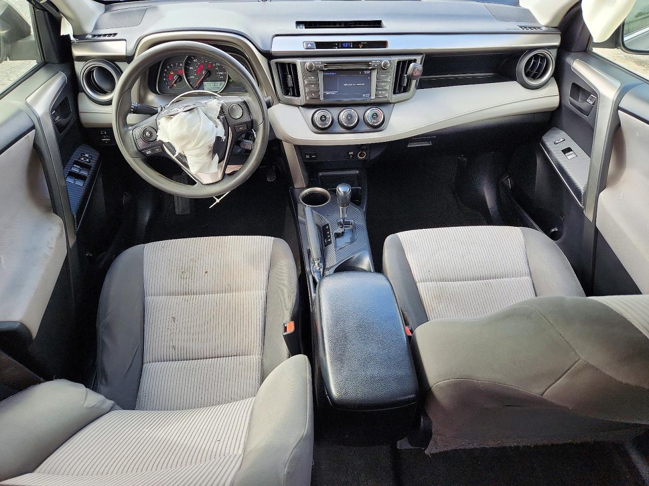 2015 Toyota Rav4 Le Gray vin: JTMBFREV6FD134691
