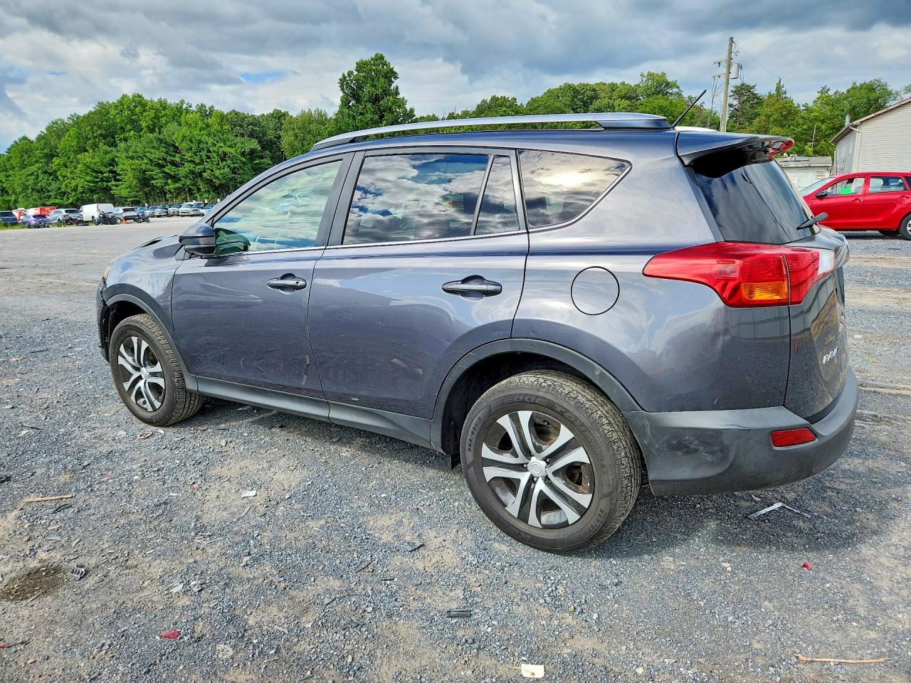 2015 Toyota Rav4 Le Gray vin: JTMBFREV6FD134691