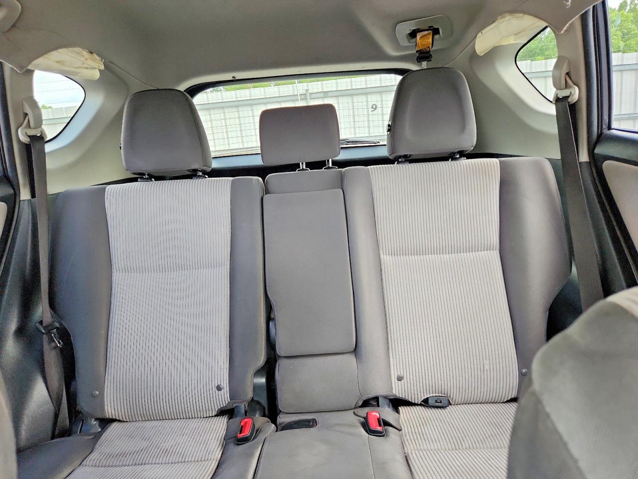 2015 Toyota Rav4 Le Gray vin: JTMBFREV6FD134691