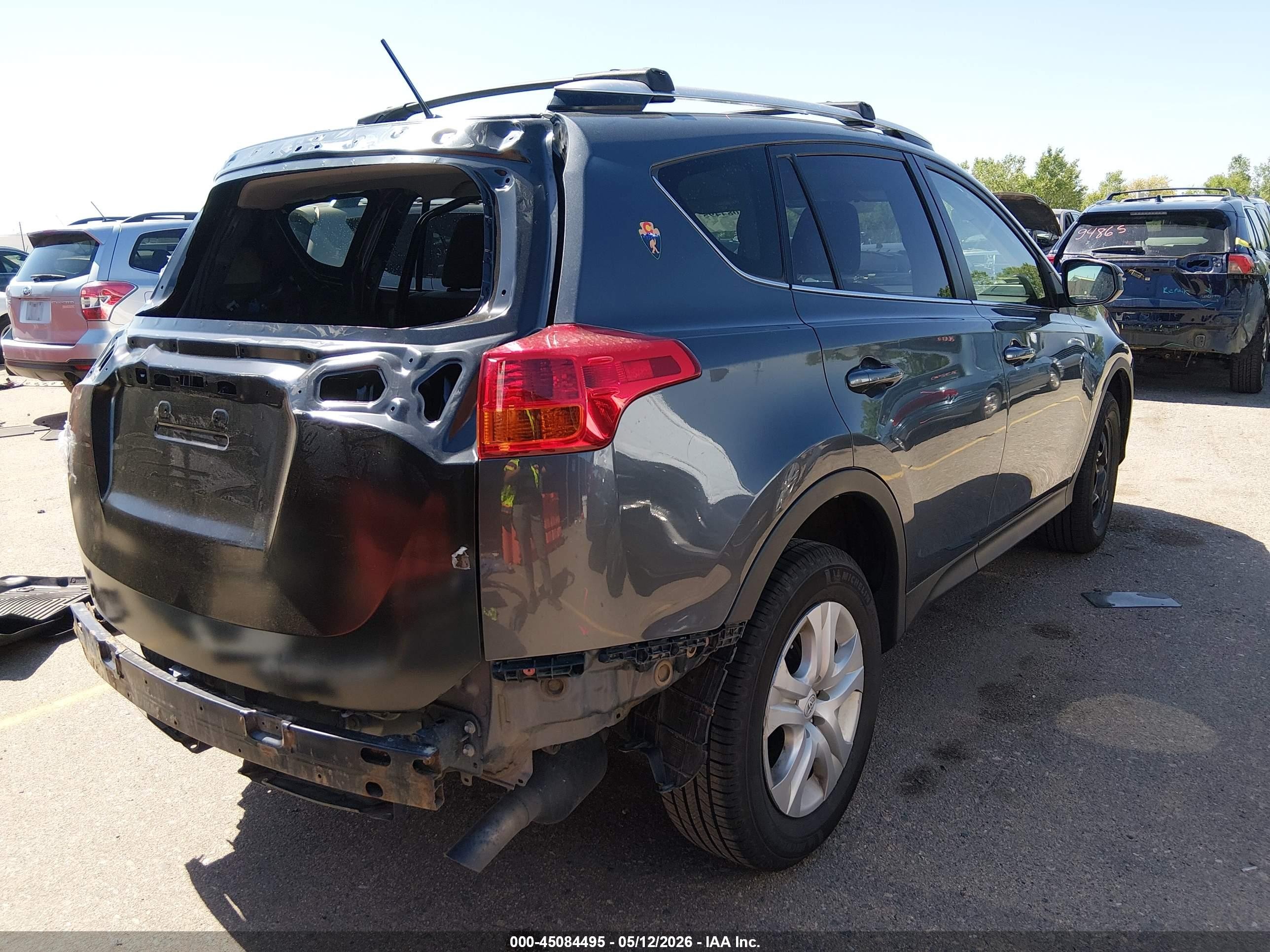 2015 Toyota Rav4 Le Black vin: JTMBFREV6FD137929