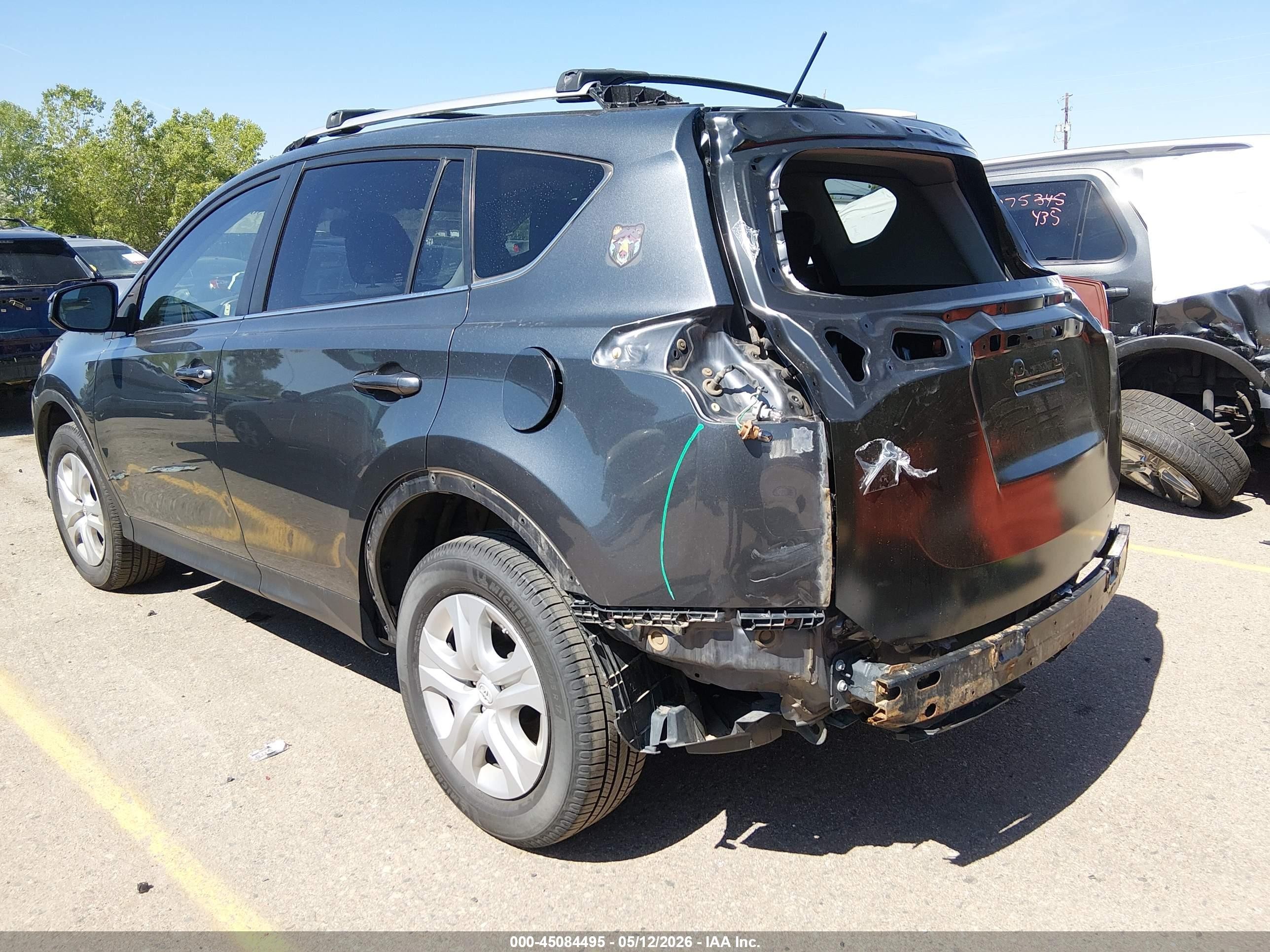 2015 Toyota Rav4 Le Black vin: JTMBFREV6FD137929