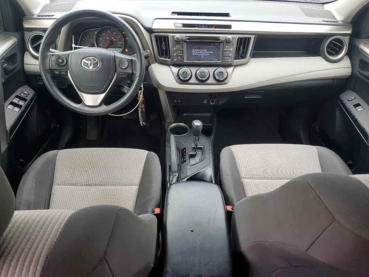 2015 Toyota Rav4 Le Gray vin: JTMBFREV6FJ016934