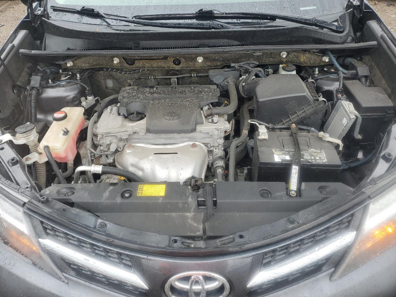 2015 Toyota Rav4 Le Gray vin: JTMBFREV6FJ016934