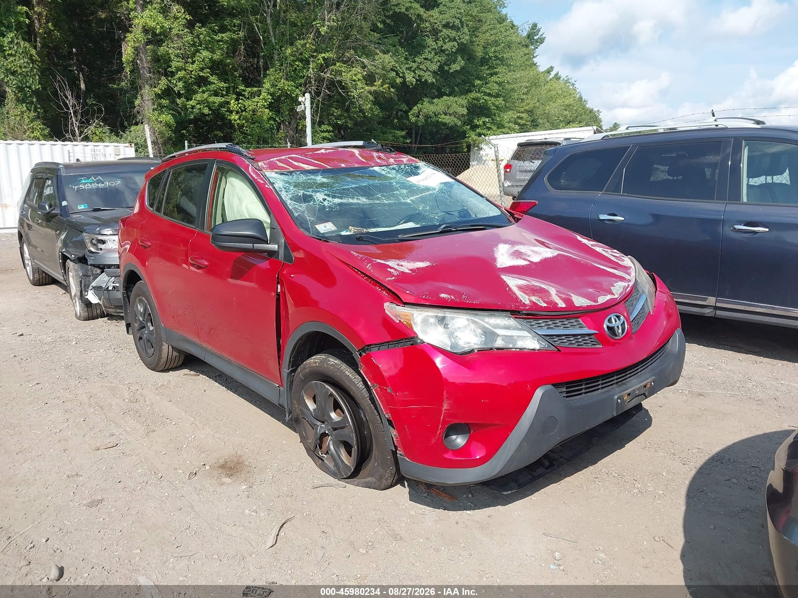 2015 Toyota Rav4 Le Red vin: JTMBFREV6FJ018411