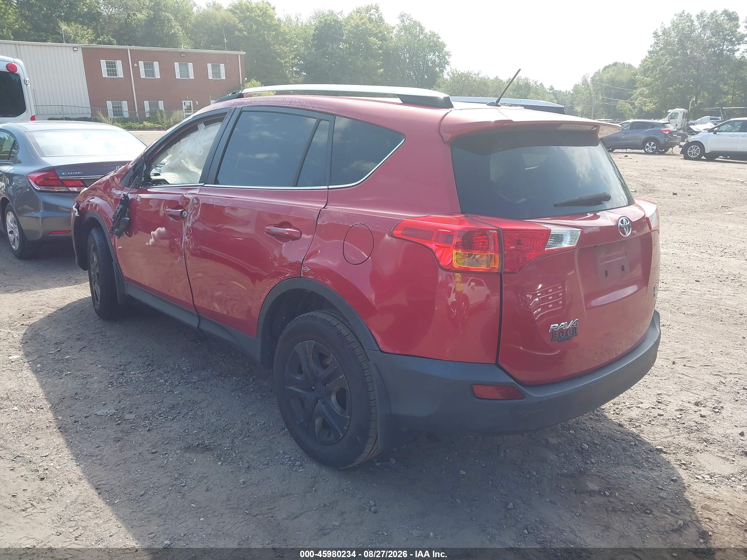 2015 Toyota Rav4 Le Red vin: JTMBFREV6FJ018411