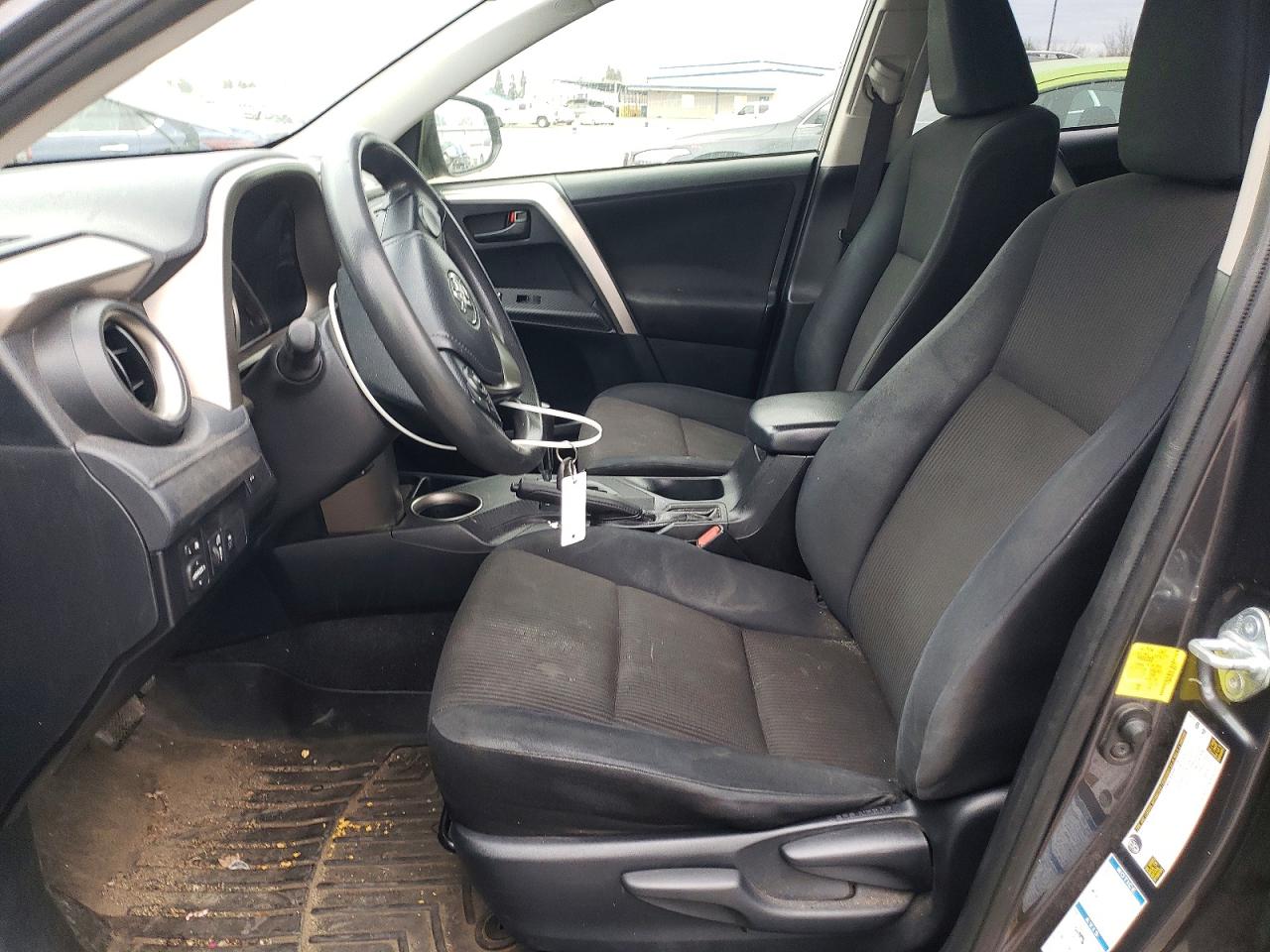 2015 Toyota Rav4 Le Gray vin: JTMBFREV6FJ026217