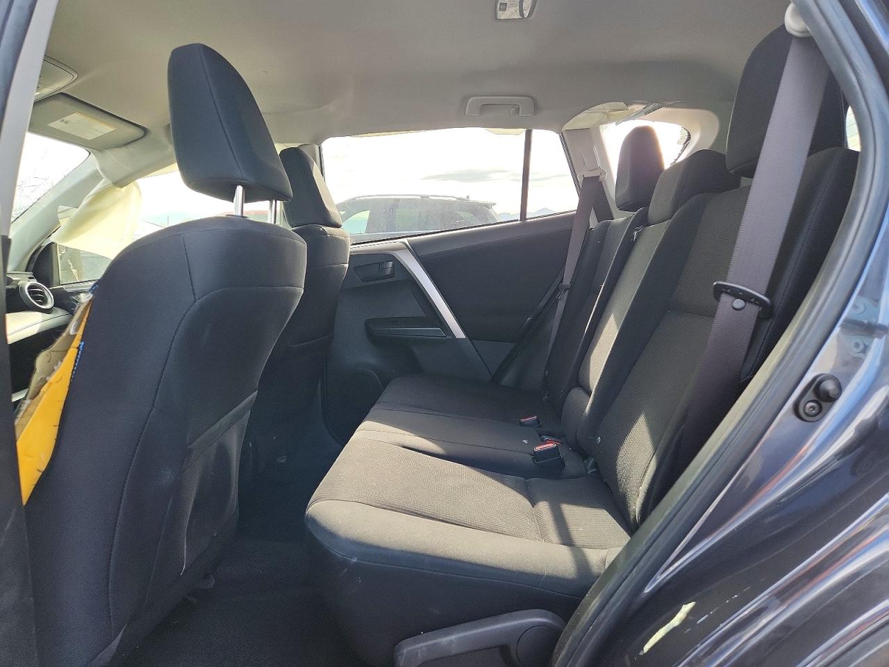 2017 Toyota Rav4 Le Серый vin: JTMBFREV6HJ172085
