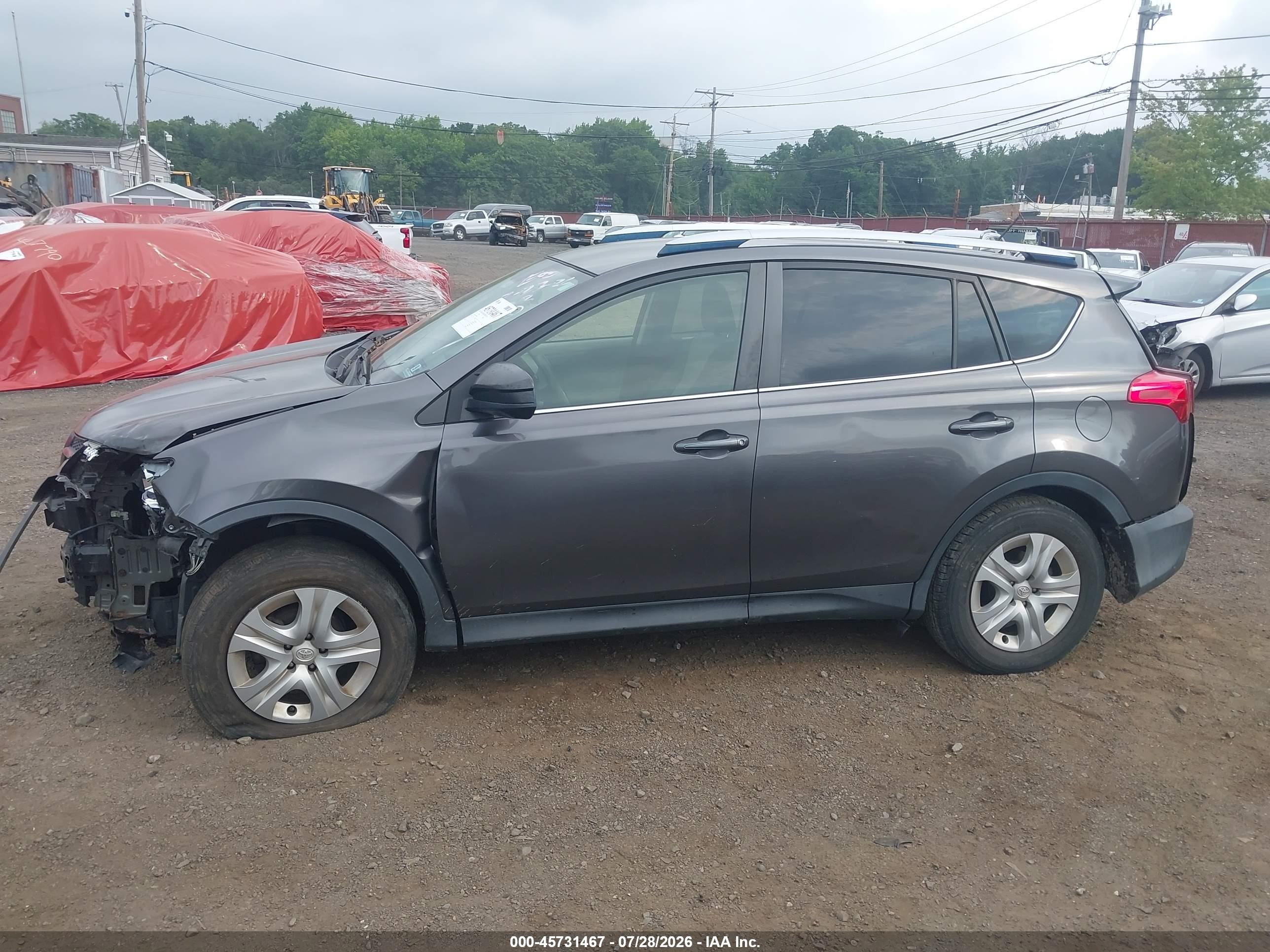 2013 Toyota Rav4 Le Gray vin: JTMBFREV7D5023641