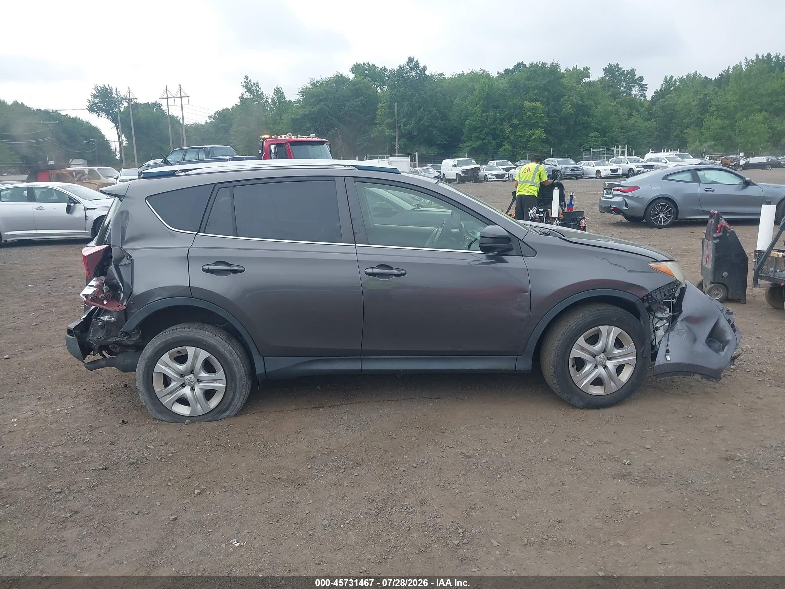 2013 Toyota Rav4 Le Gray vin: JTMBFREV7D5023641
