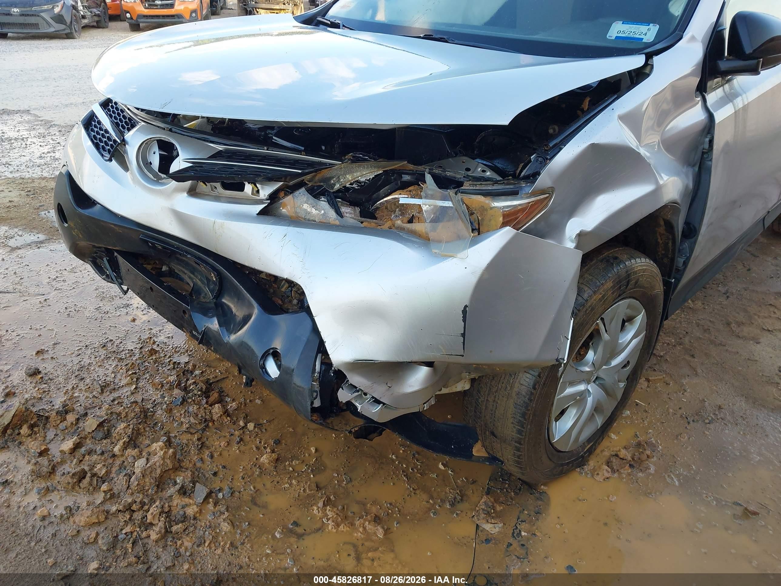 2013 Toyota Rav4 Le Silver vin: JTMBFREV7DD012614