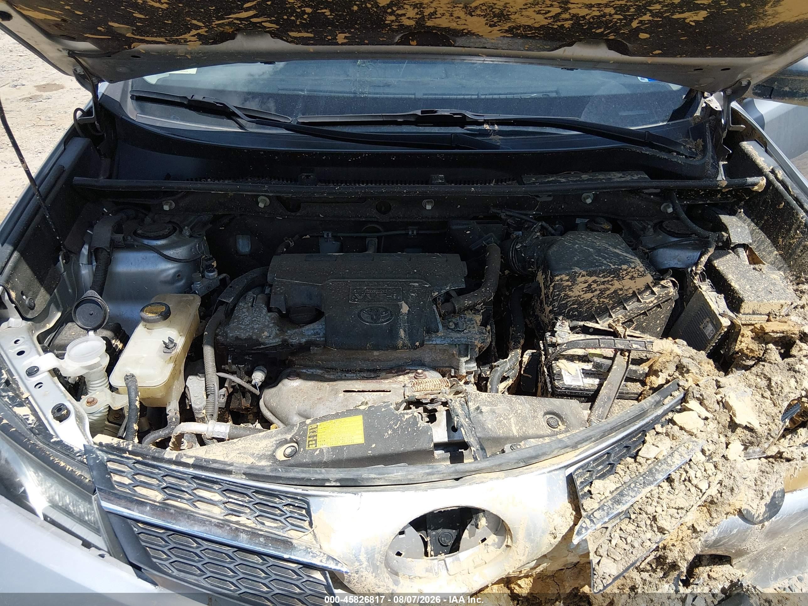 2013 Toyota Rav4 Le Silver vin: JTMBFREV7DD012614