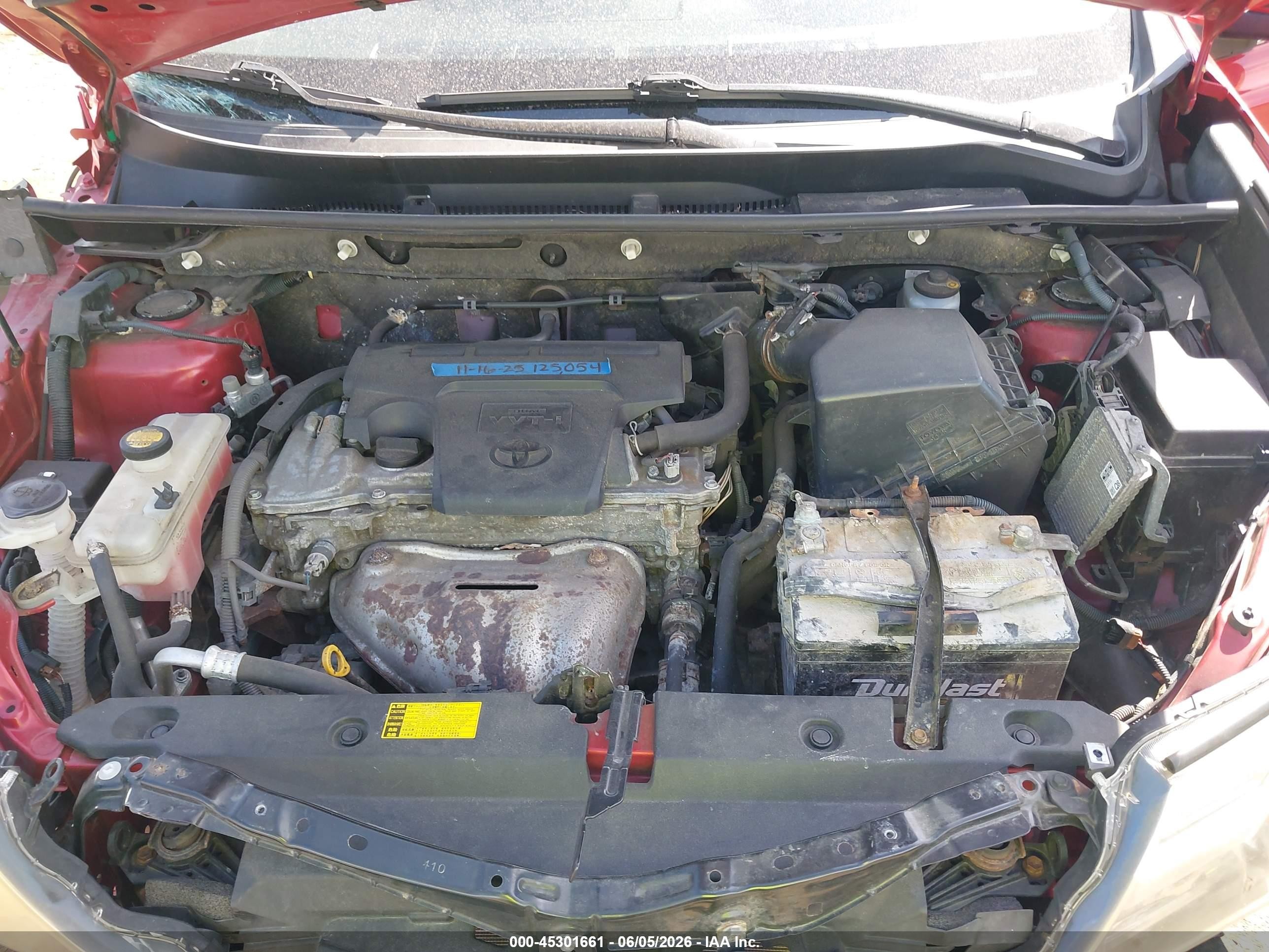 2013 Toyota Rav4 Le Red vin: JTMBFREV7DD027551