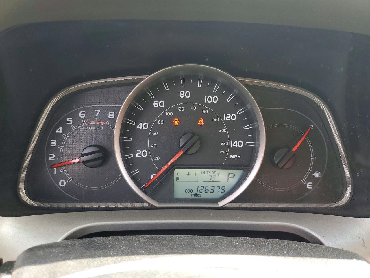 2013 Toyota Rav4 Le Silver vin: JTMBFREV7DD040817
