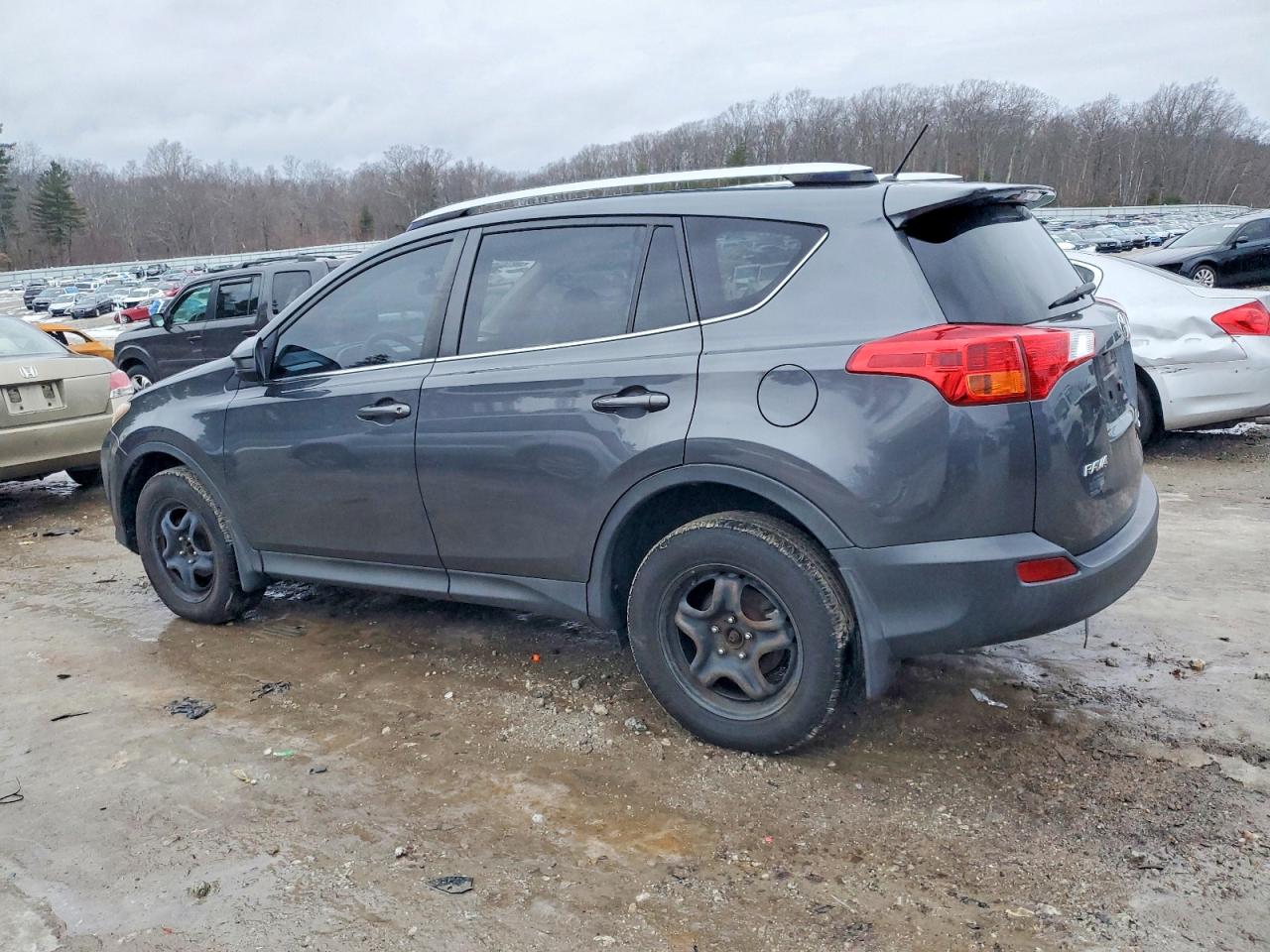 2014 Toyota Rav4 Le Gray vin: JTMBFREV7ED052158