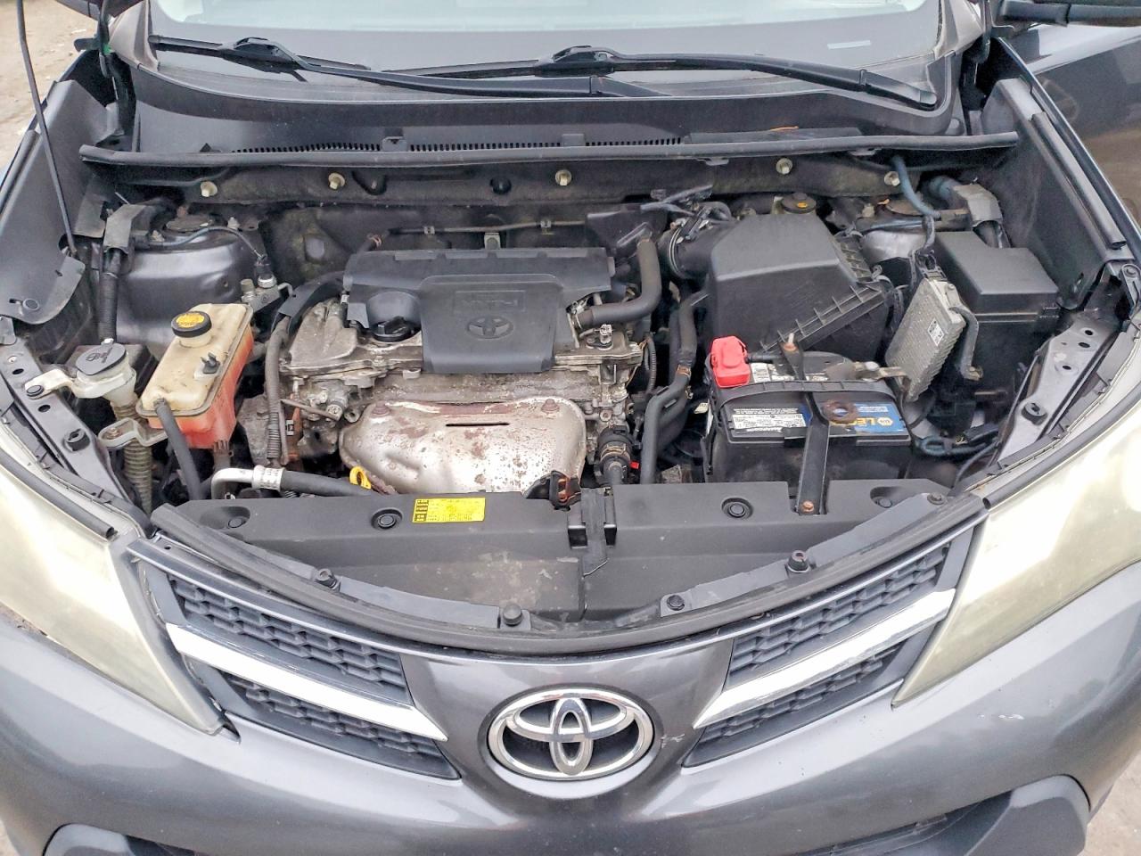 2014 Toyota Rav4 Le Gray vin: JTMBFREV7ED052158