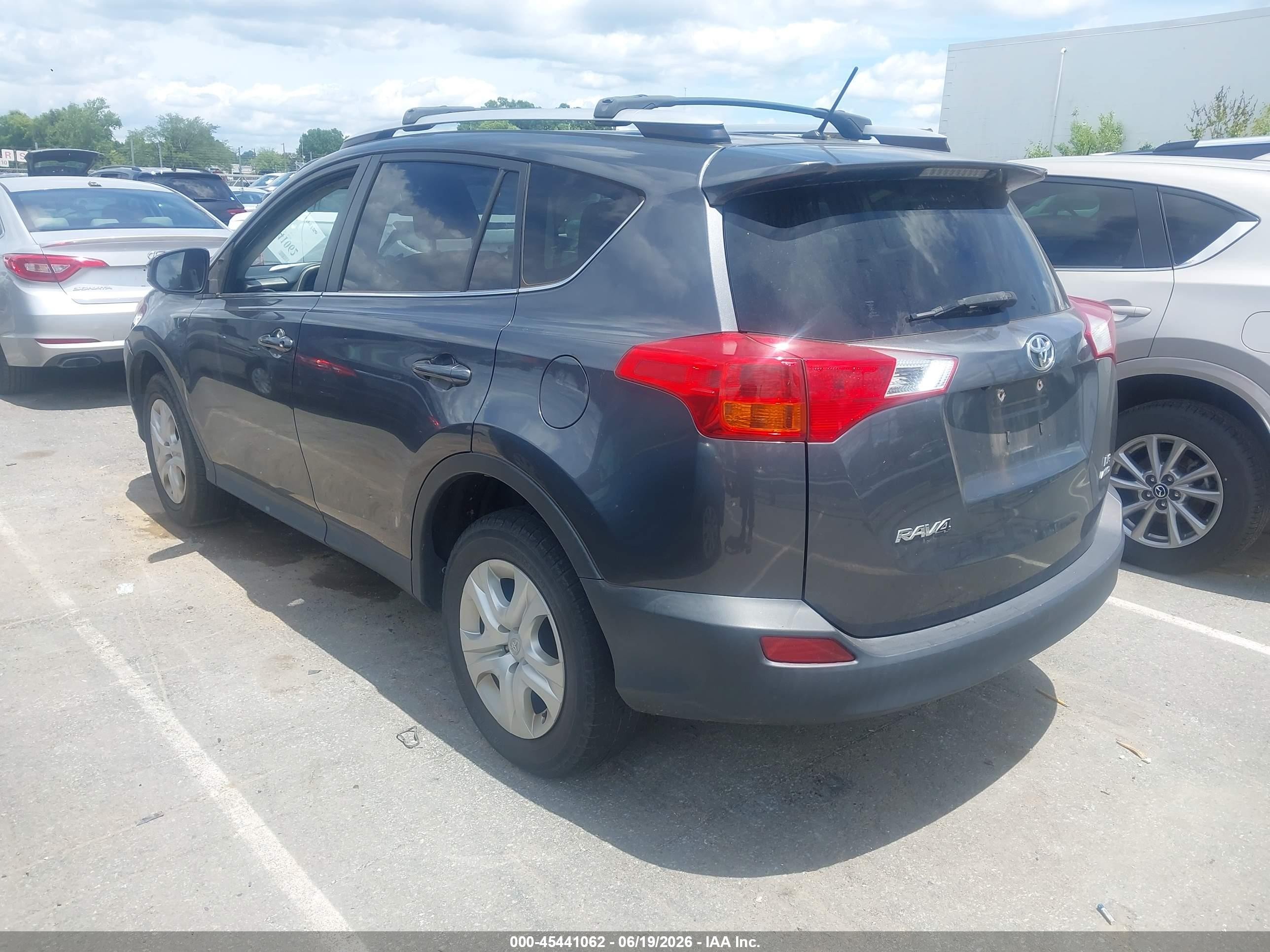 2014 Toyota Rav4 Le Gray vin: JTMBFREV7ED068652