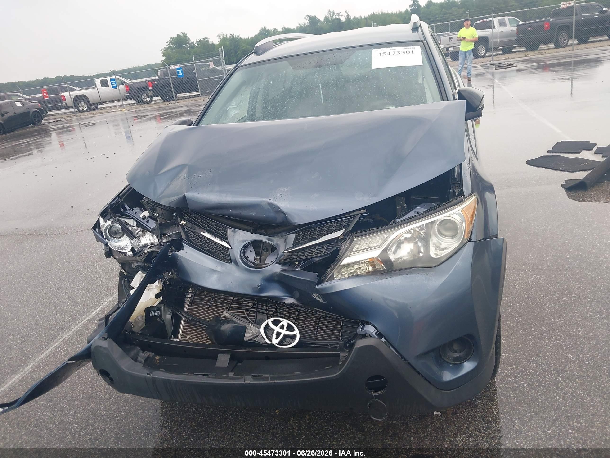 2014 Toyota Rav4 Le Синий vin: JTMBFREV7ED076931