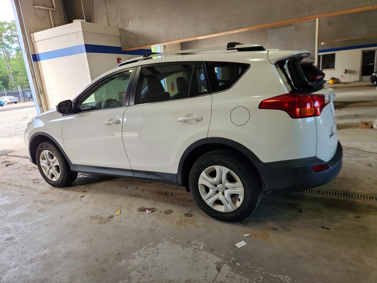 2014 Toyota Rav4 Le Белый vin: JTMBFREV7EJ003401
