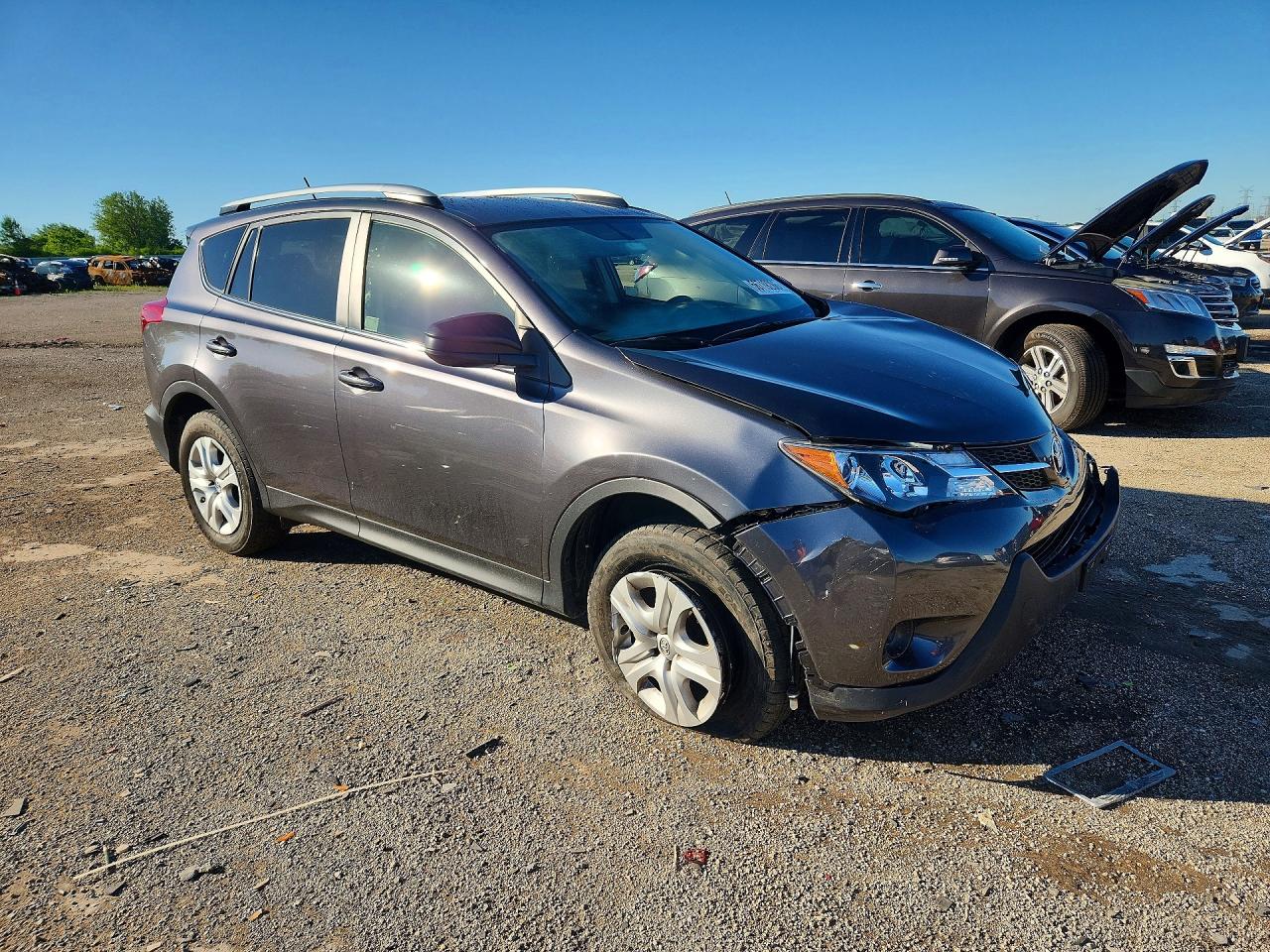2015 Toyota Rav4 Le Gray vin: JTMBFREV7FJ024153
