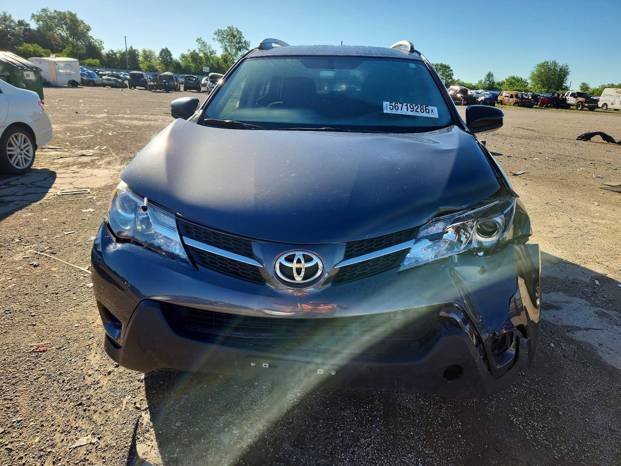 2015 Toyota Rav4 Le Gray vin: JTMBFREV7FJ024153