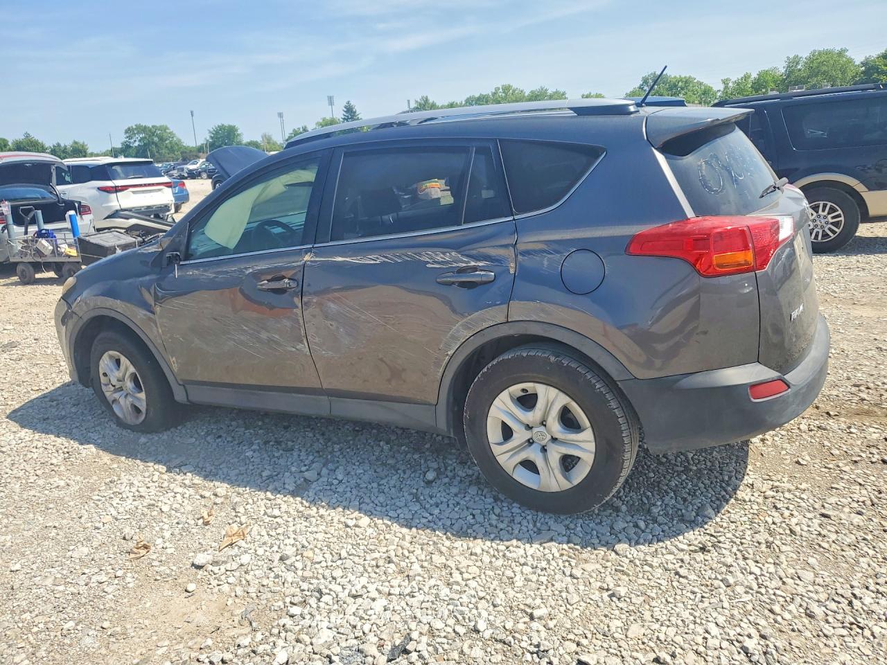 2015 Toyota Rav4 Le Gray vin: JTMBFREV7FJ030969