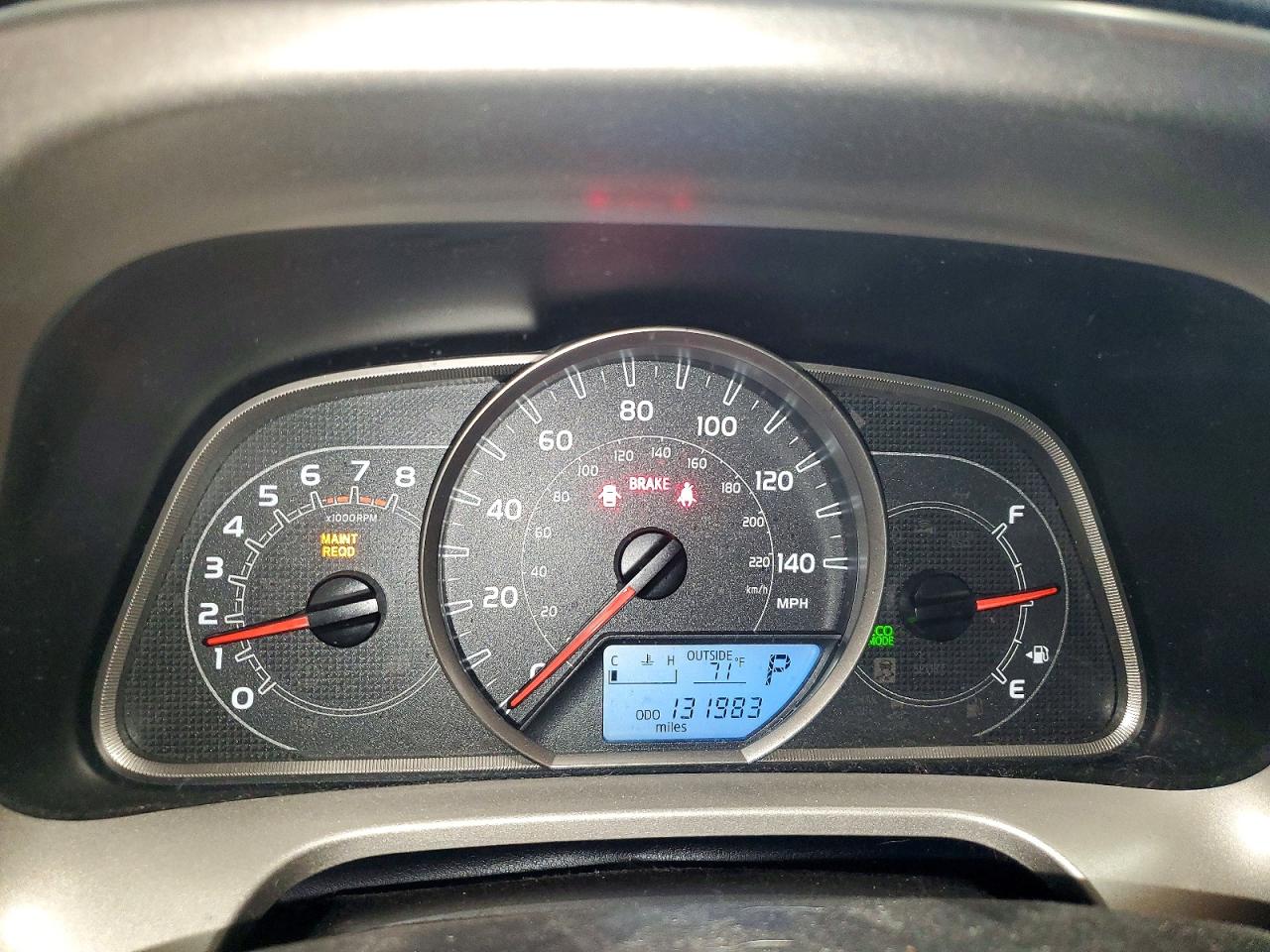 2015 Toyota Rav4 Le Awd Белый vin: JTMBFREV7FJ044368
