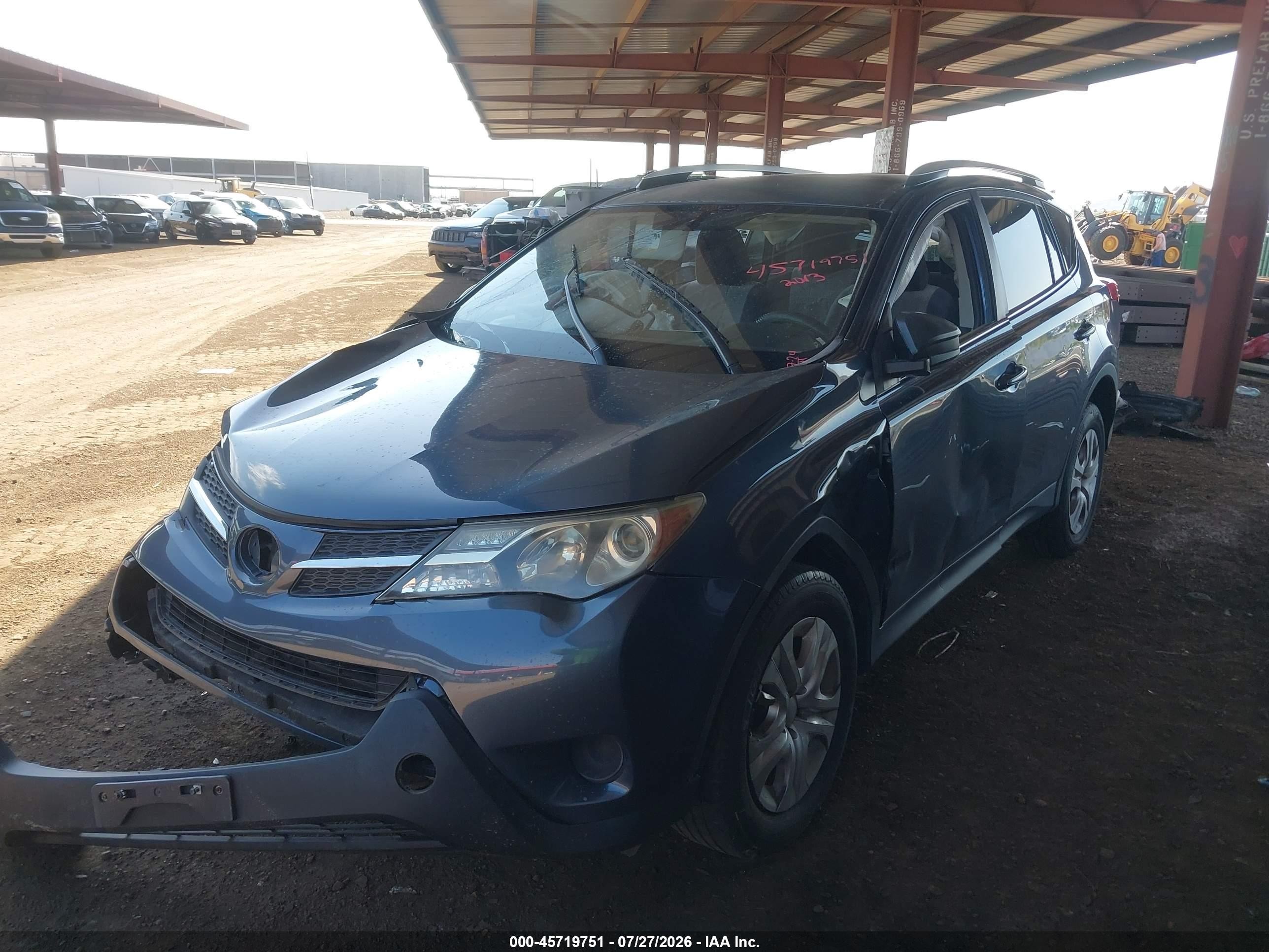 2013 Toyota Rav4 Le Blue vin: JTMBFREV8D5001454