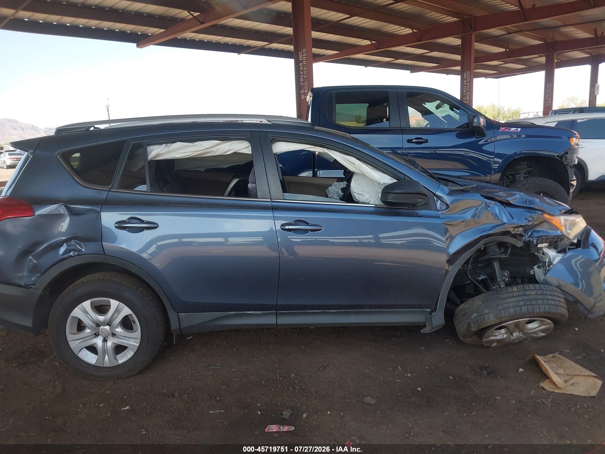2013 Toyota Rav4 Le Blue vin: JTMBFREV8D5001454