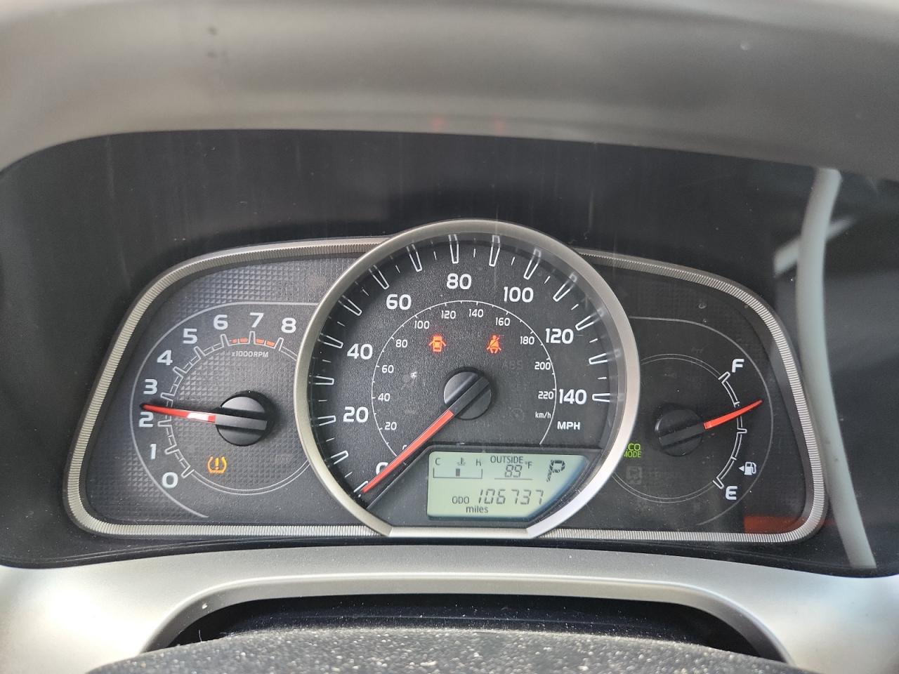 2013 Toyota Rav4 Le Silver vin: JTMBFREV8D5008727
