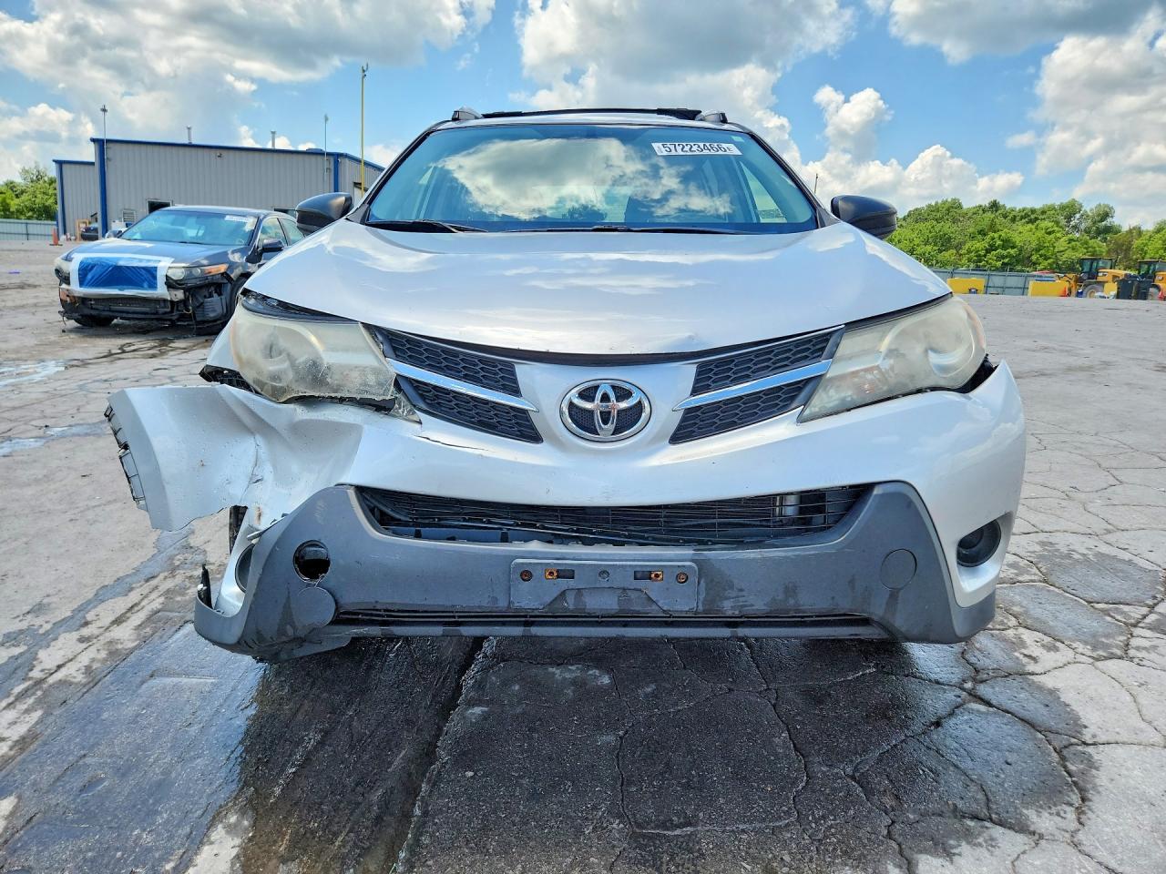 2013 Toyota Rav4 Le Silver vin: JTMBFREV8D5008727