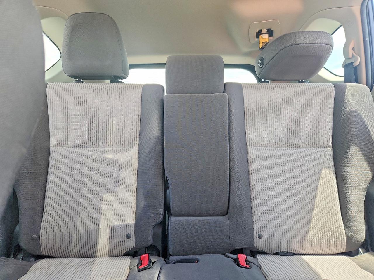 2013 Toyota Rav4 Le Gray vin: JTMBFREV8D5012020