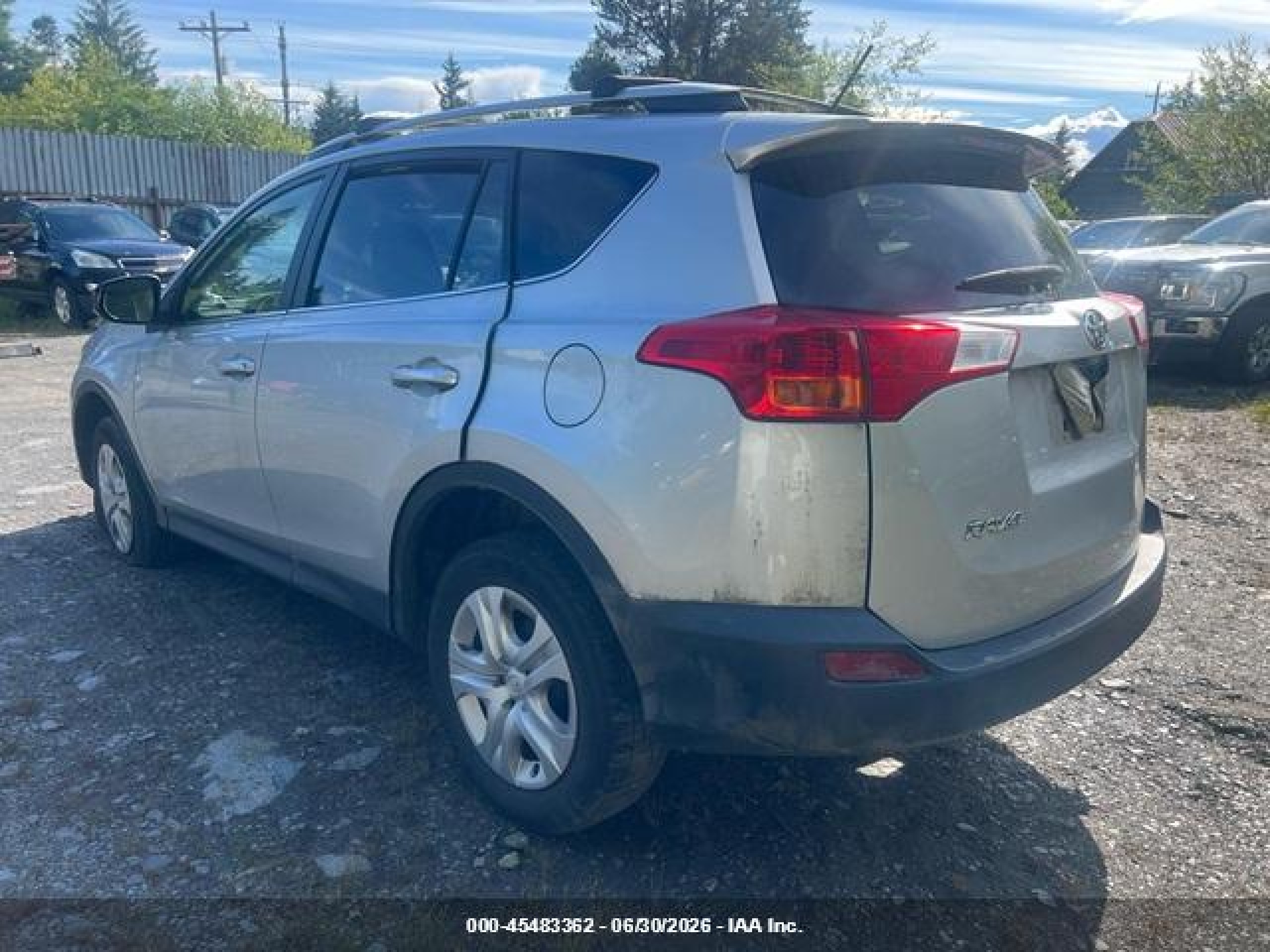 2013 Toyota Rav4 Le Silver vin: JTMBFREV8DD021922