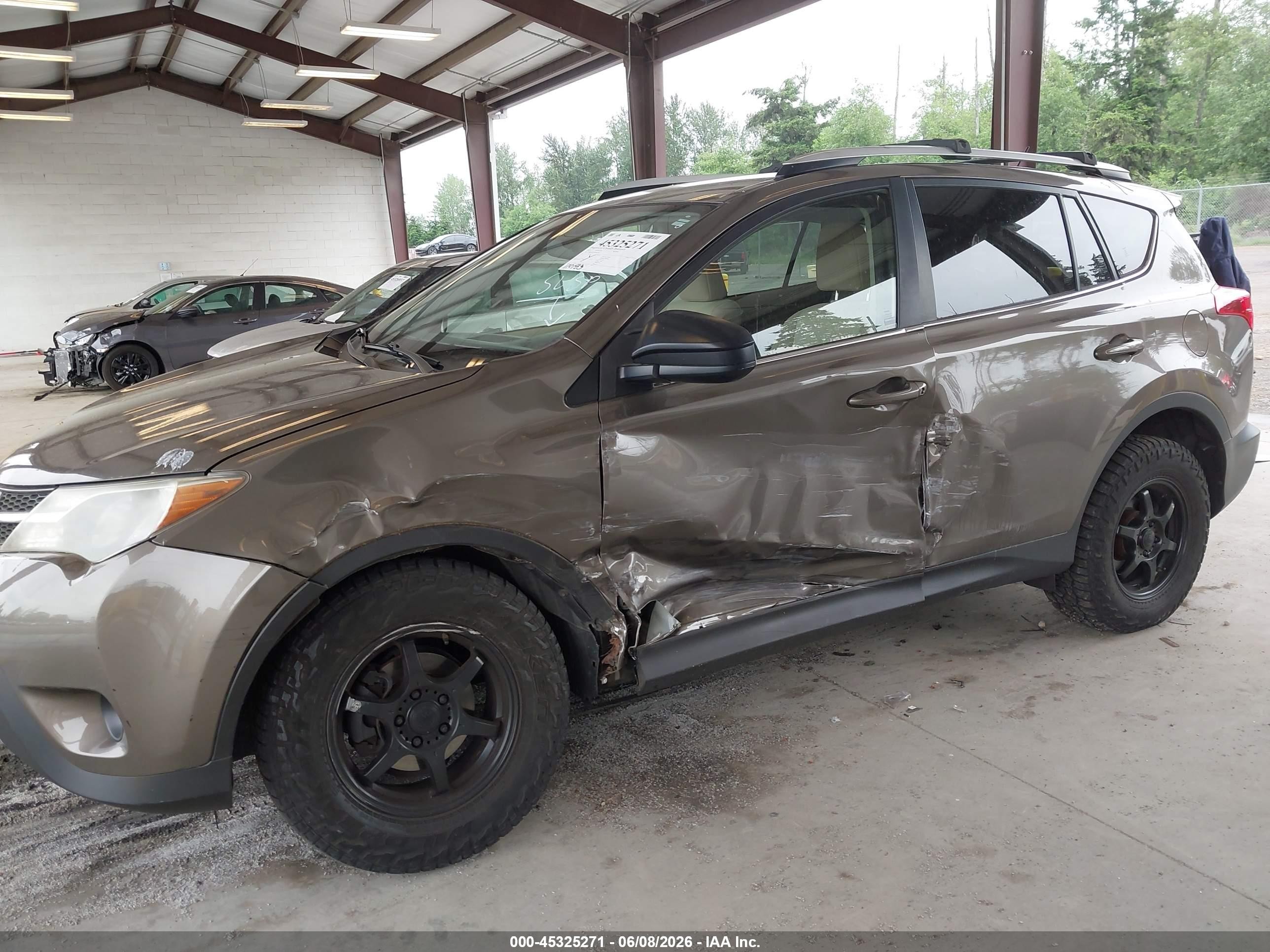 2013 Toyota Rav4 Le Коричневый vin: JTMBFREV8DD025422