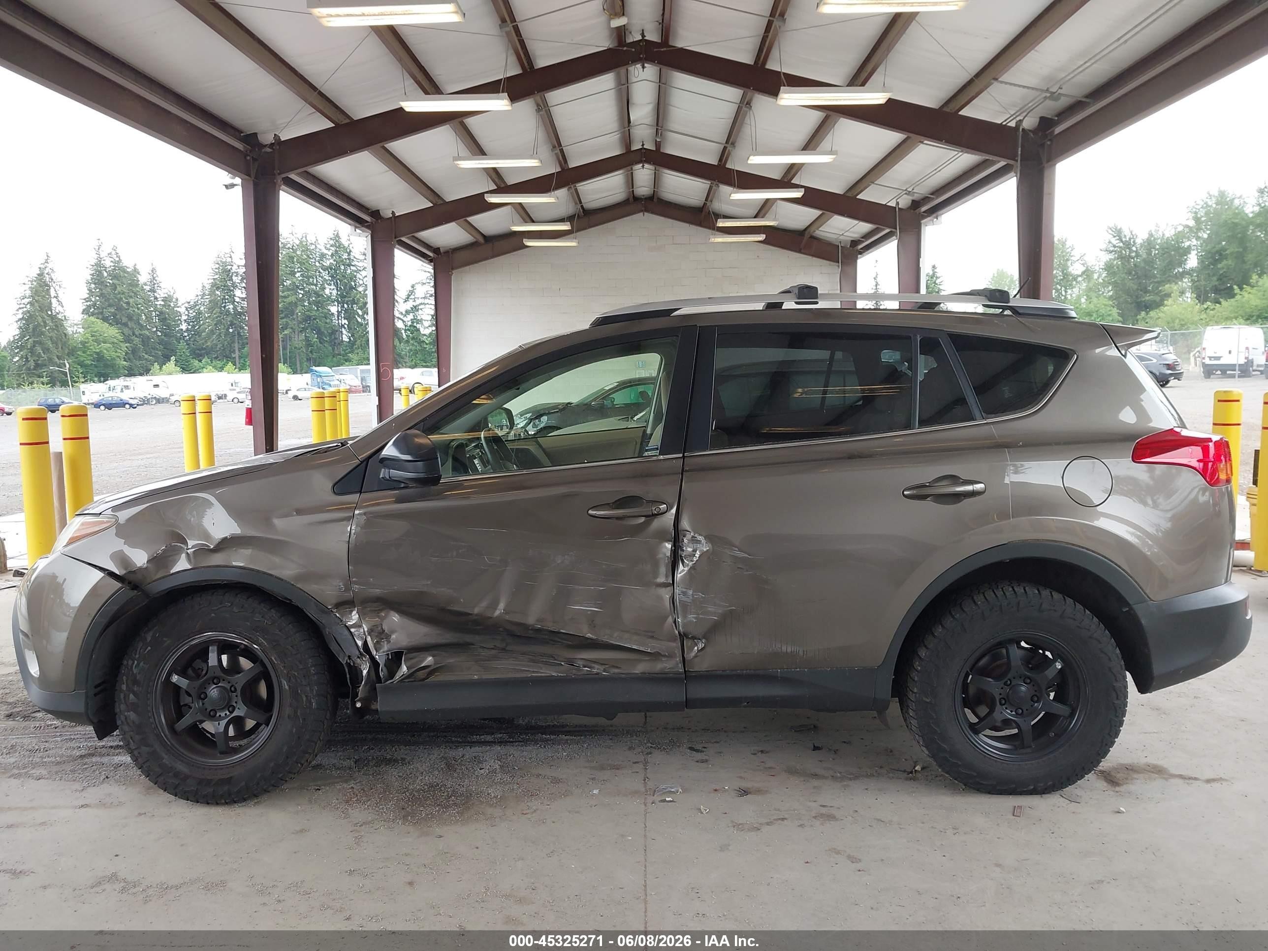 2013 Toyota Rav4 Le Коричневый vin: JTMBFREV8DD025422