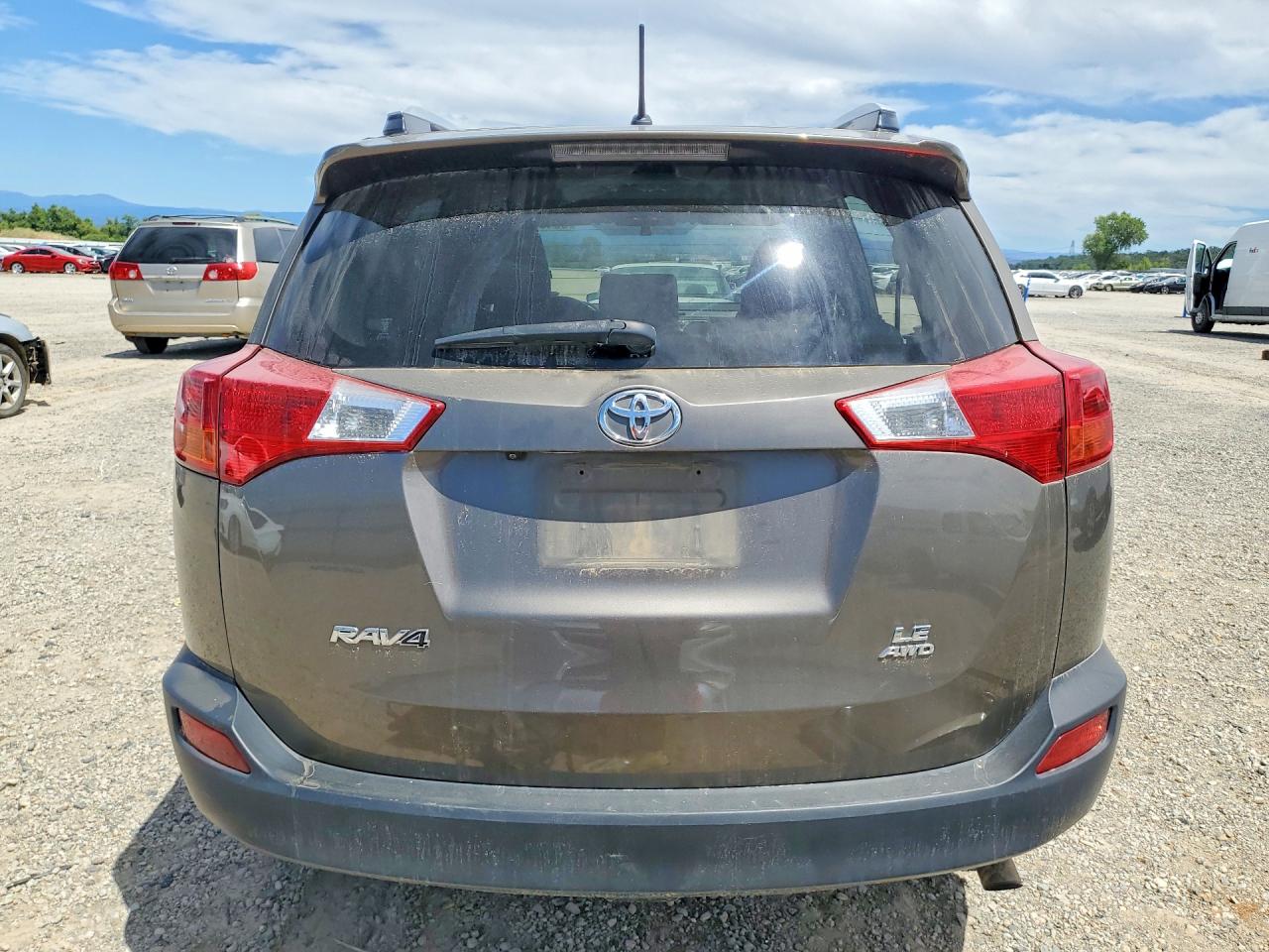 2014 Toyota Rav4 Le Gray vin: JTMBFREV8ED059801